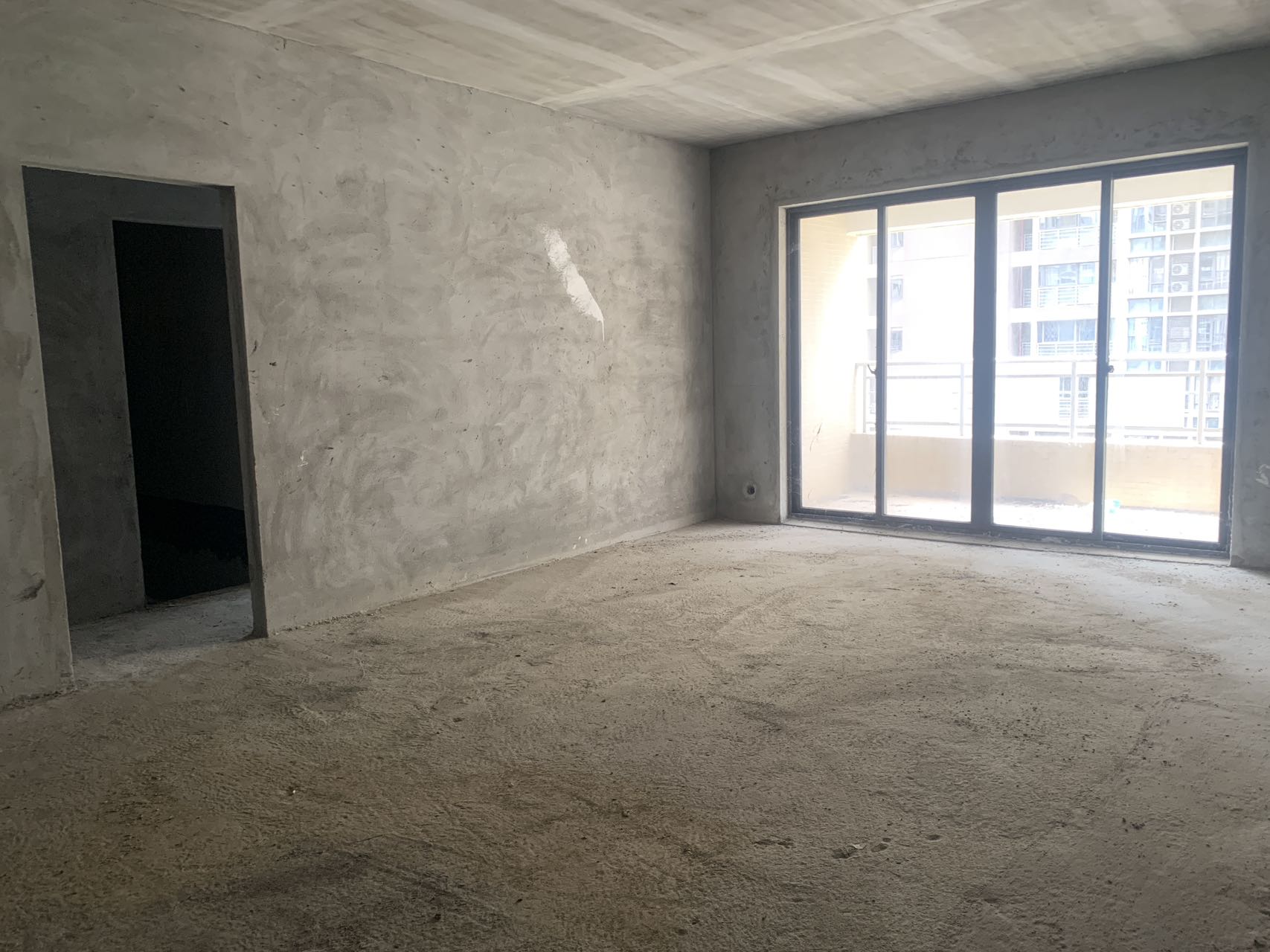 滨江海岸一期 3室2厅2卫 200.0万 滨江海岸一期 3室2厅2卫 200.0万室内图