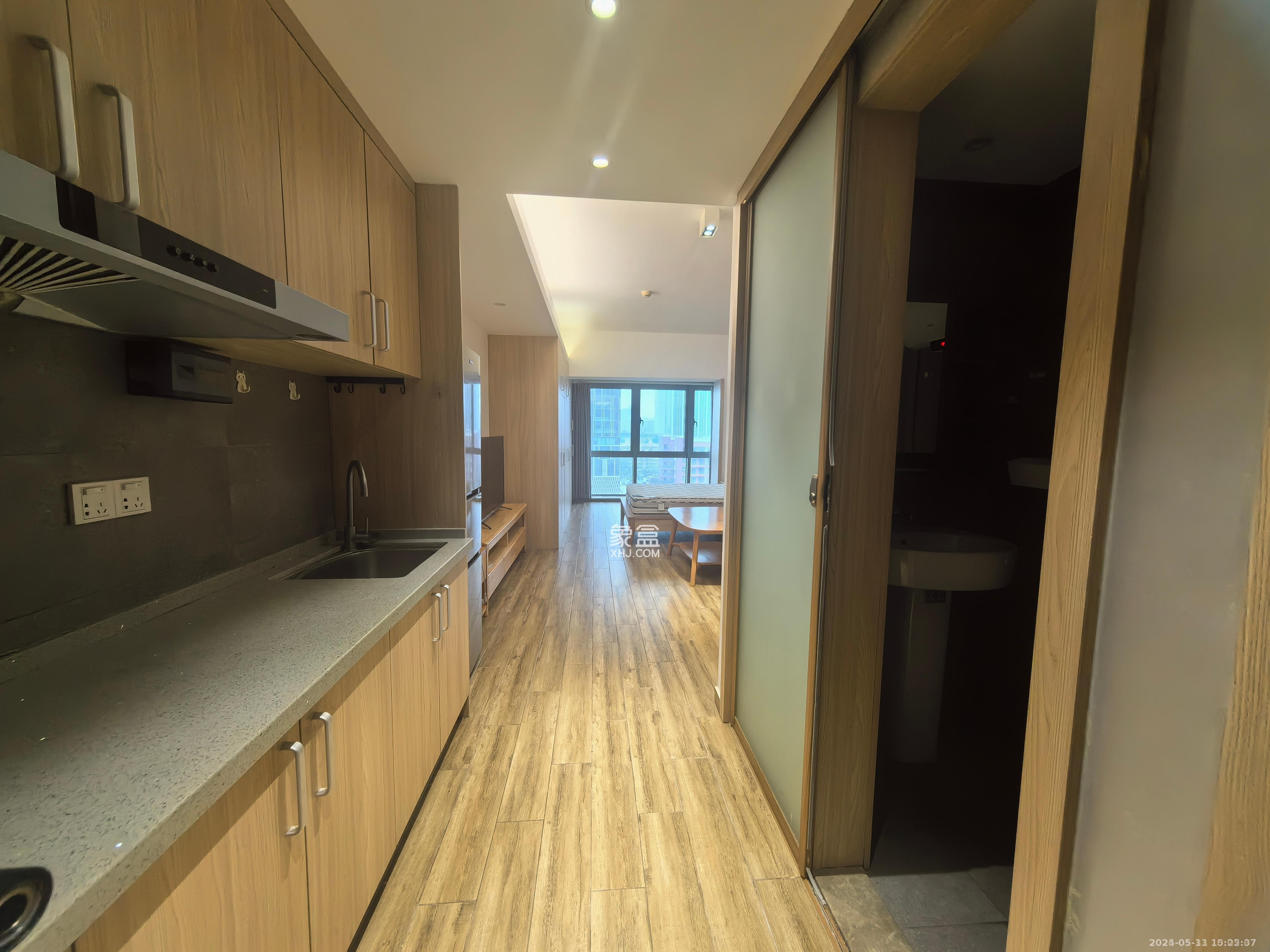 保利国际广场 1室1厅1卫 2300.0元/月 保利国际广场 1室1厅1卫 2300.0元/月室内图