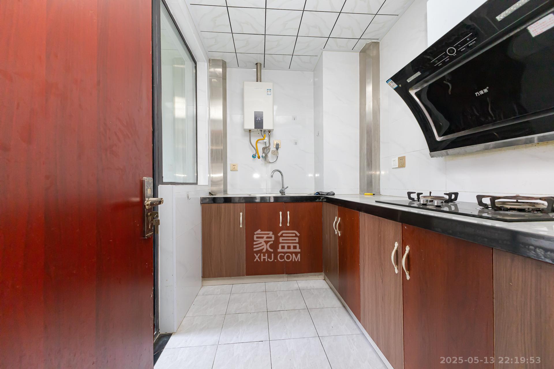 勤诚达境界城 3室2厅2卫 88.0万 勤诚达境界城 3室2厅2卫 88.0万厨房