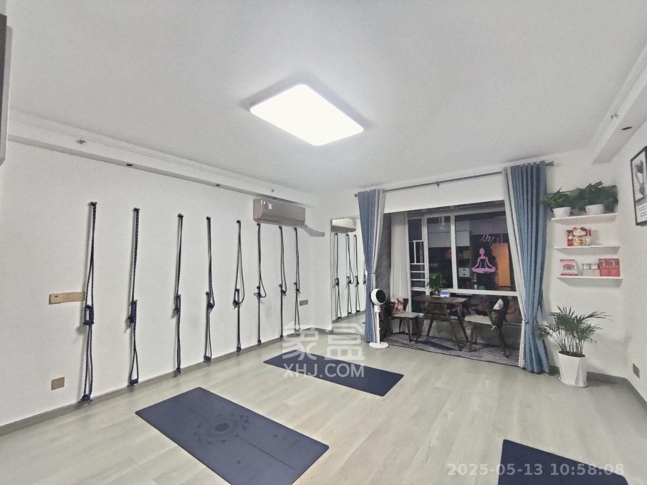 金地铂悦 1室1厅1卫 1500.0元/月 金地铂悦 1室1厅1卫 1500.0元/月室内图