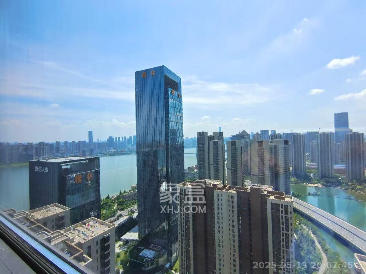 万科里金域滨江 3室2厅2卫 5000.0元/月 万科里金域滨江 3室2厅2卫 5000.0元/月室内图