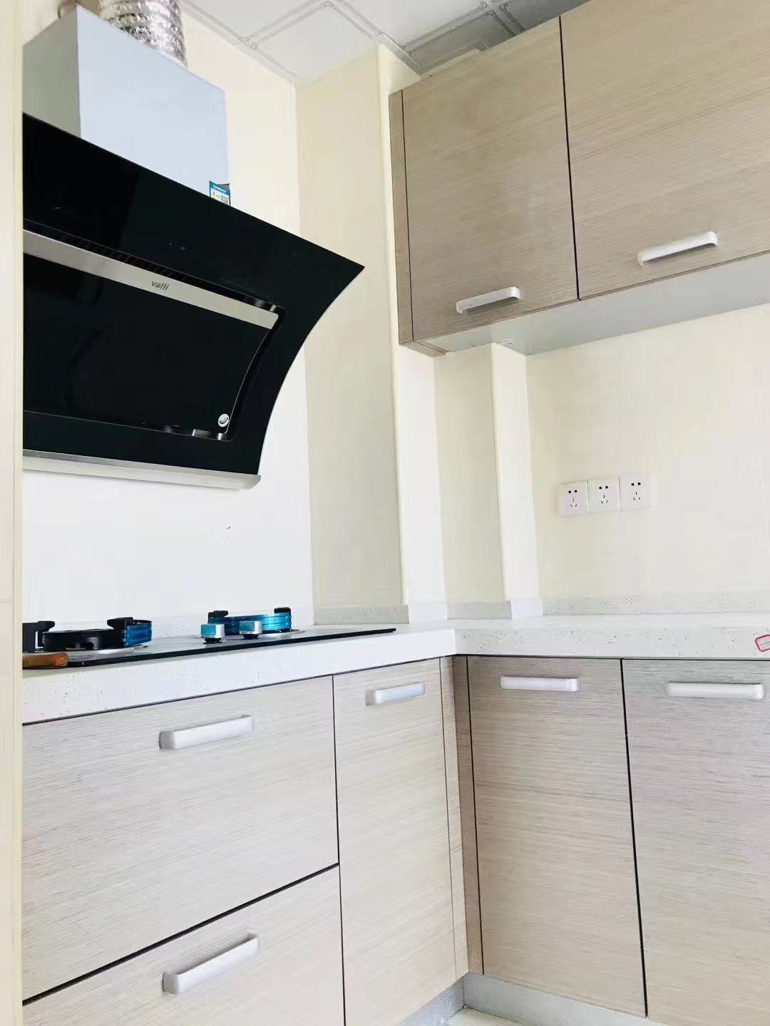 御笔华章 2室2厅1卫 1700.0元/月 御笔华章 2室2厅1卫 1700.0元/月室内图