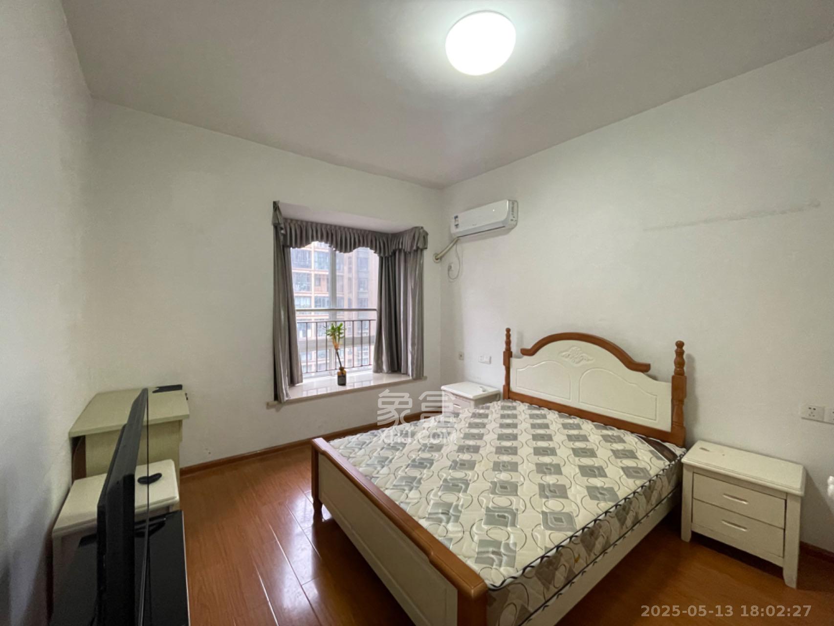 星城荣域 3室2厅1卫 3200.0元/月 星城荣域 3室2厅1卫 3200.0元/月室内图