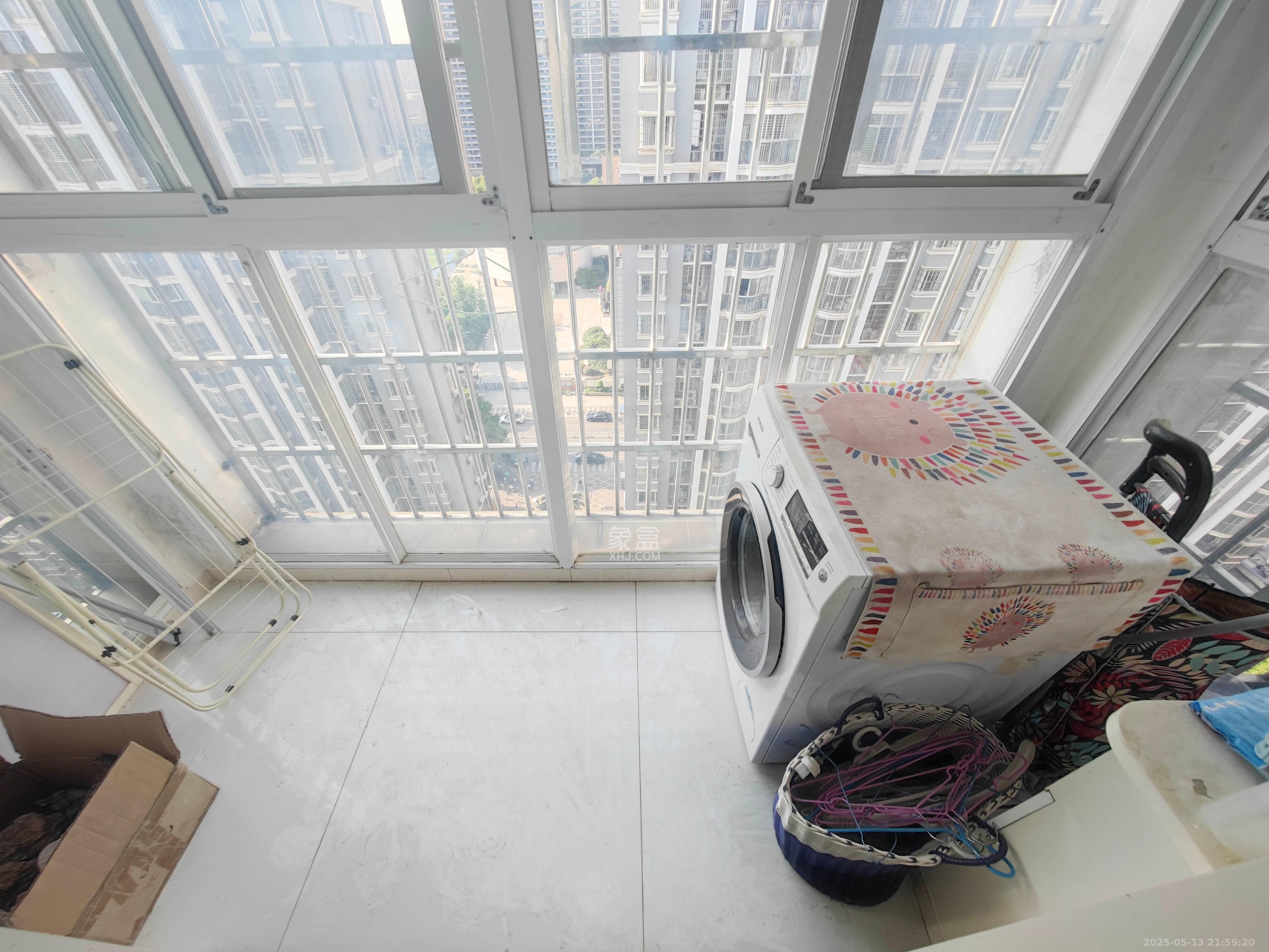 泰禹家园(彩云之翼家园一期、二期、三期) 4室2厅2卫 105.0万 泰禹家园(彩云之翼家园一期、二期、三期) 4室2厅2卫 105.0万阳台