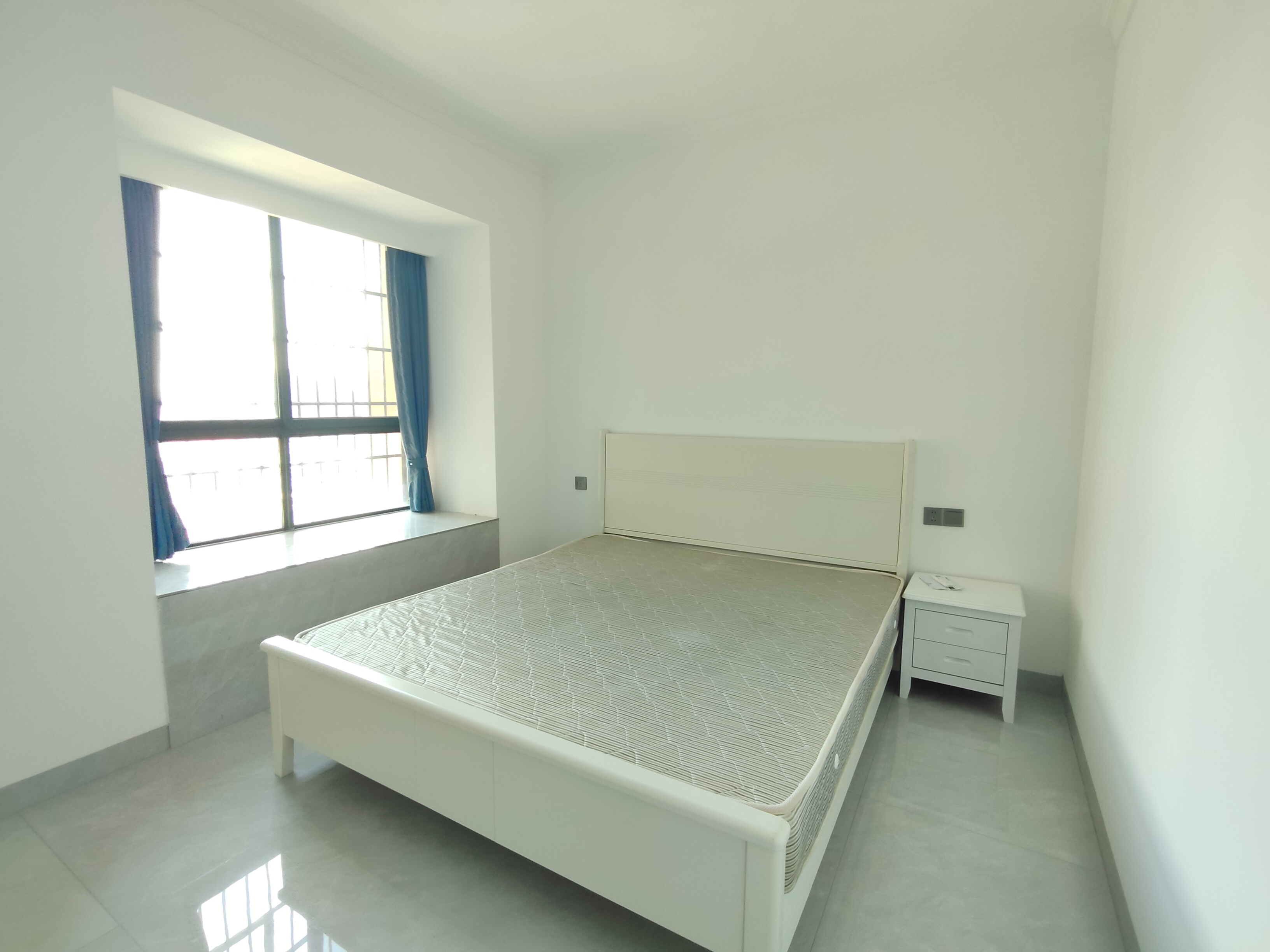 长湖新村  2室1厅1卫   1600.00元/月室内图