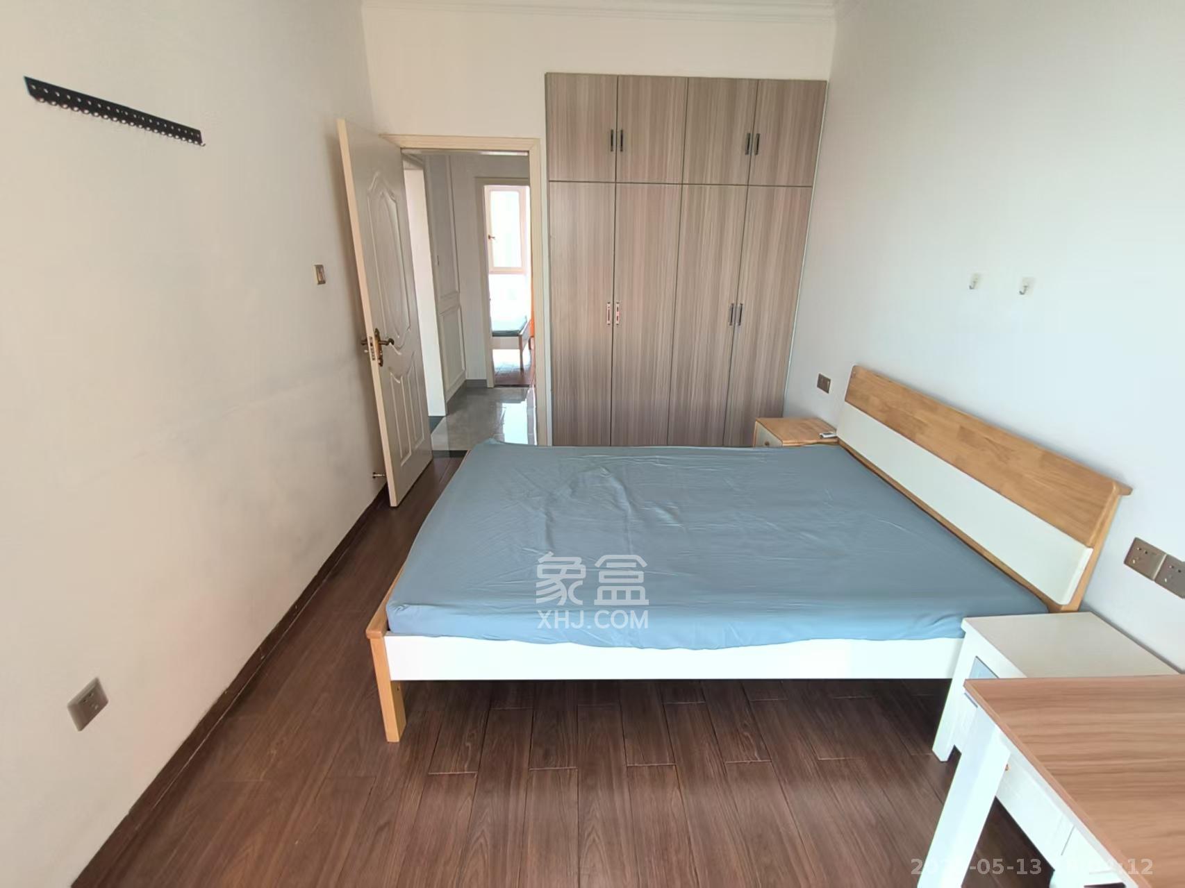 江南华府  3室2厅2卫   3300.00元/月室内图
