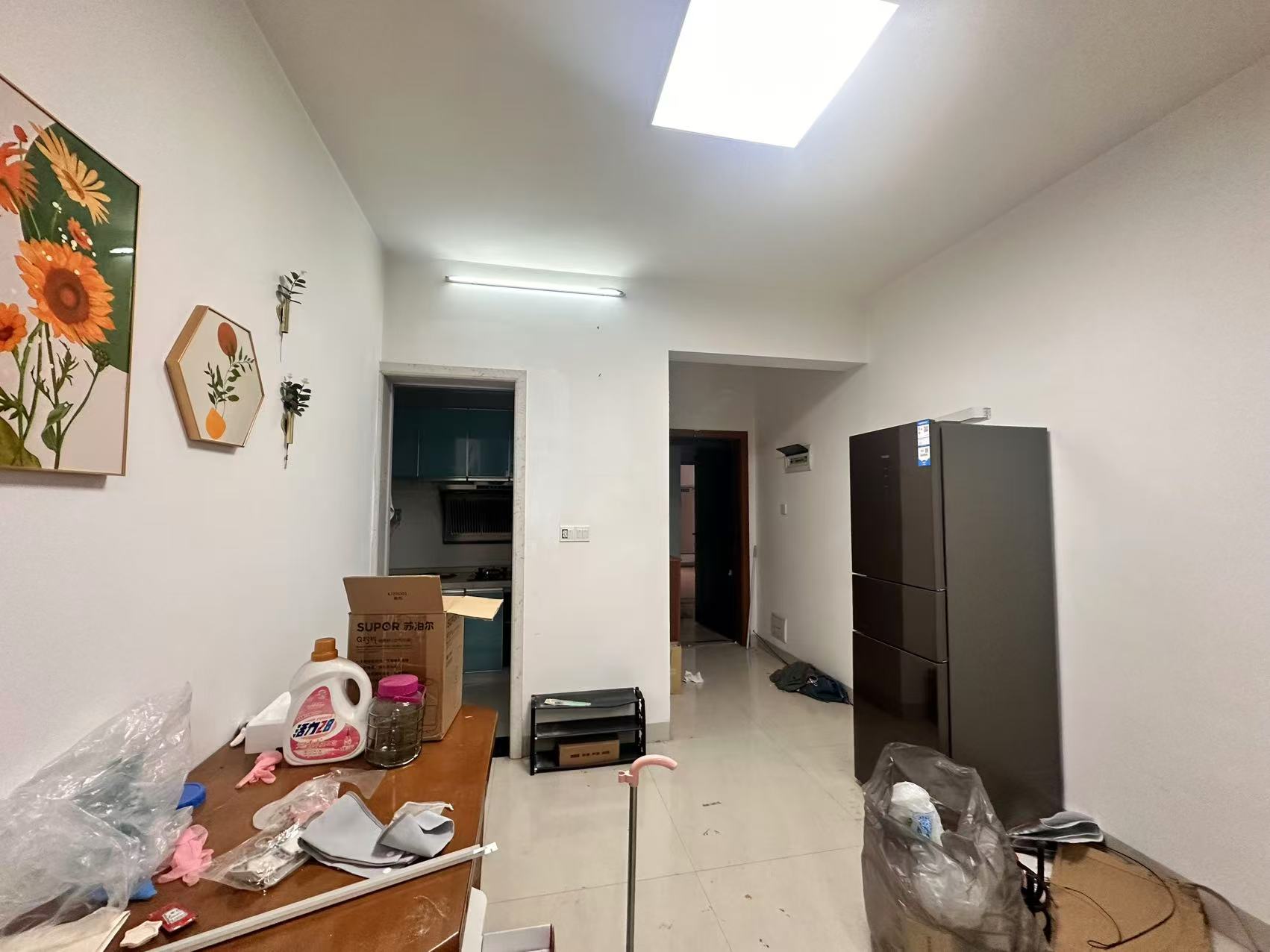 中泰峰境  3室2厅1卫   1900.00元/月室内图