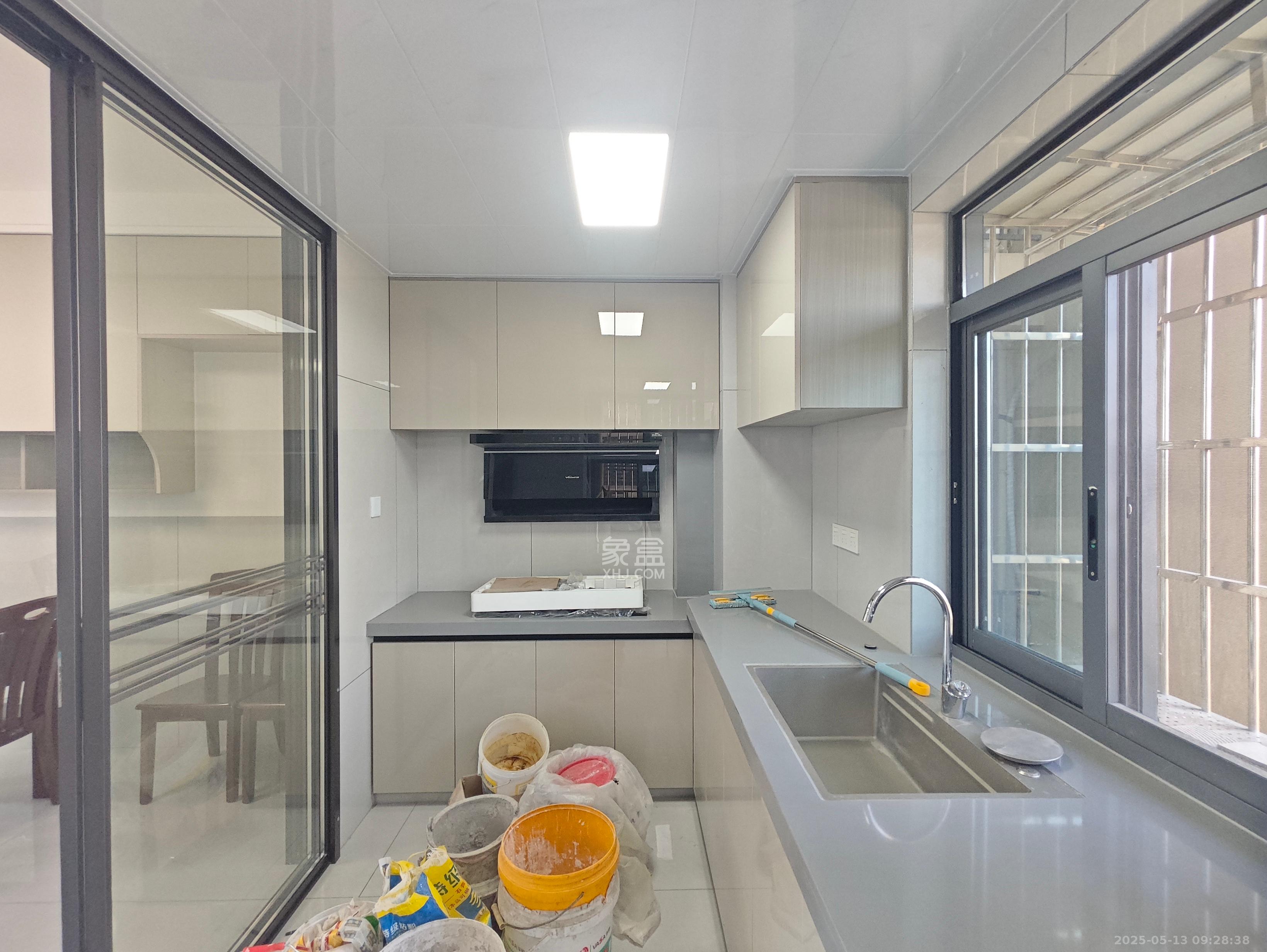 智达佳园  3室2厅2卫    2000.0元/月 智达佳园  3室2厅2卫    2000.0元/月室内图