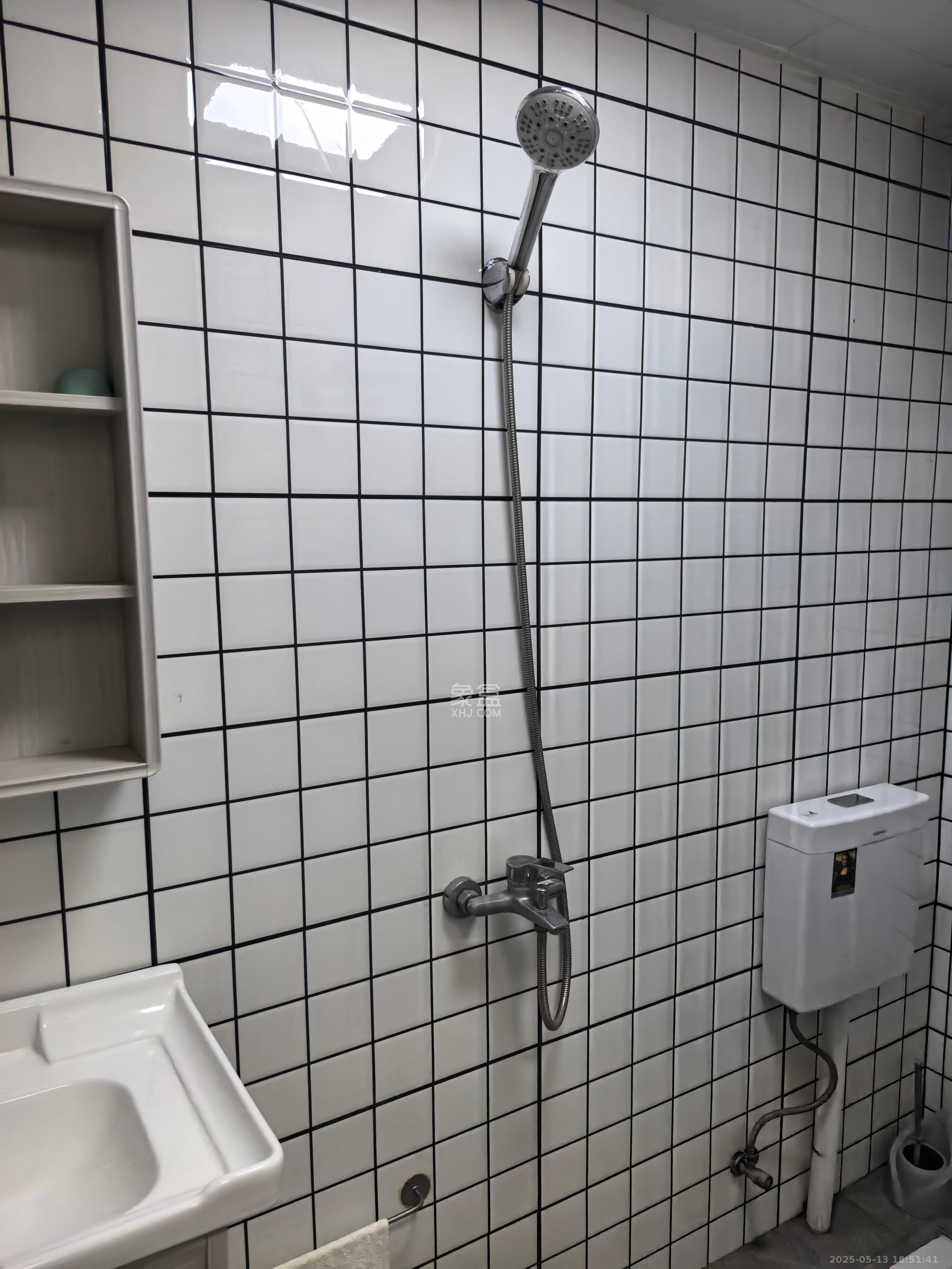 复地星光天地 1室1厅1卫 1800.0元/月 复地星光天地 1室1厅1卫 1800.0元/月室内图