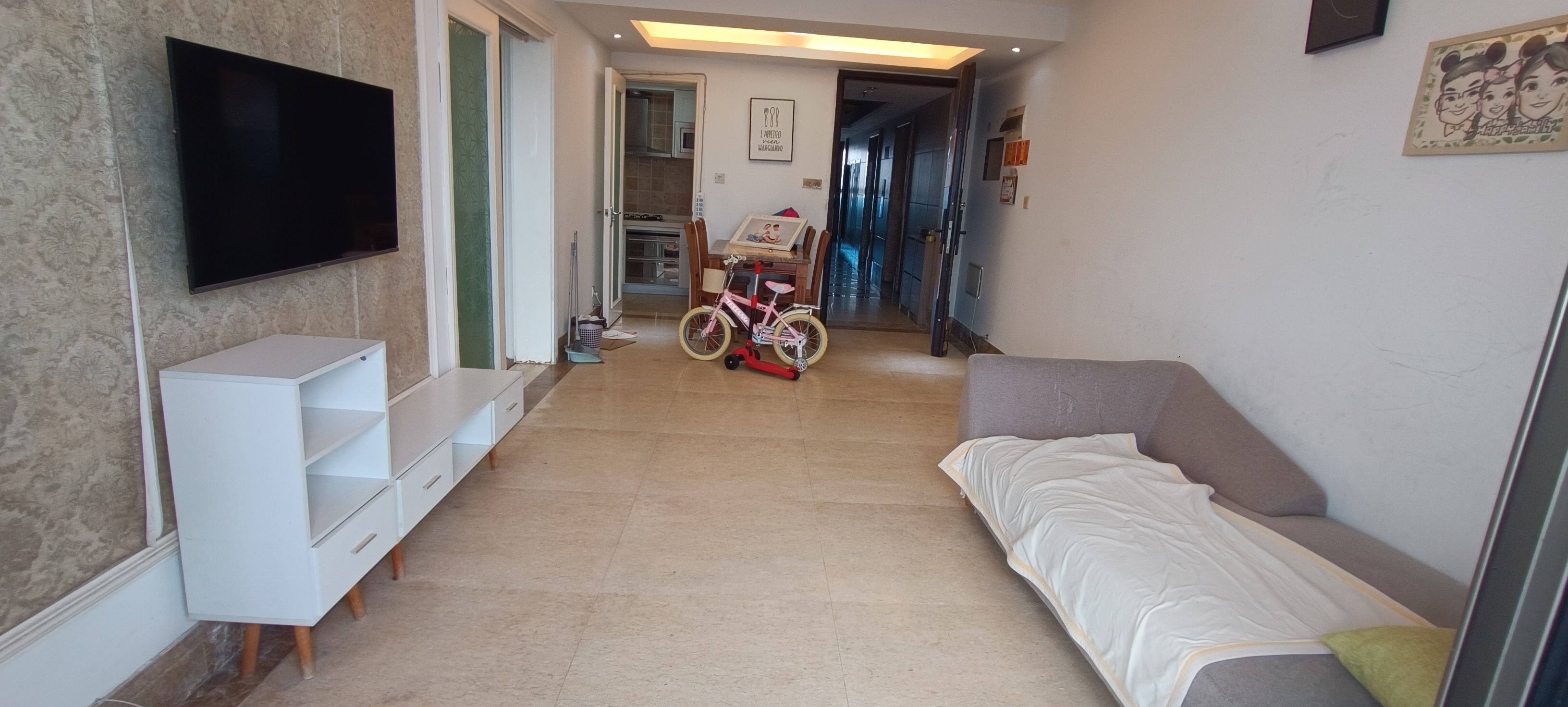 外滩中心 1室1厅1卫 2300.0元/月 外滩中心 1室1厅1卫 2300.0元/月室内图