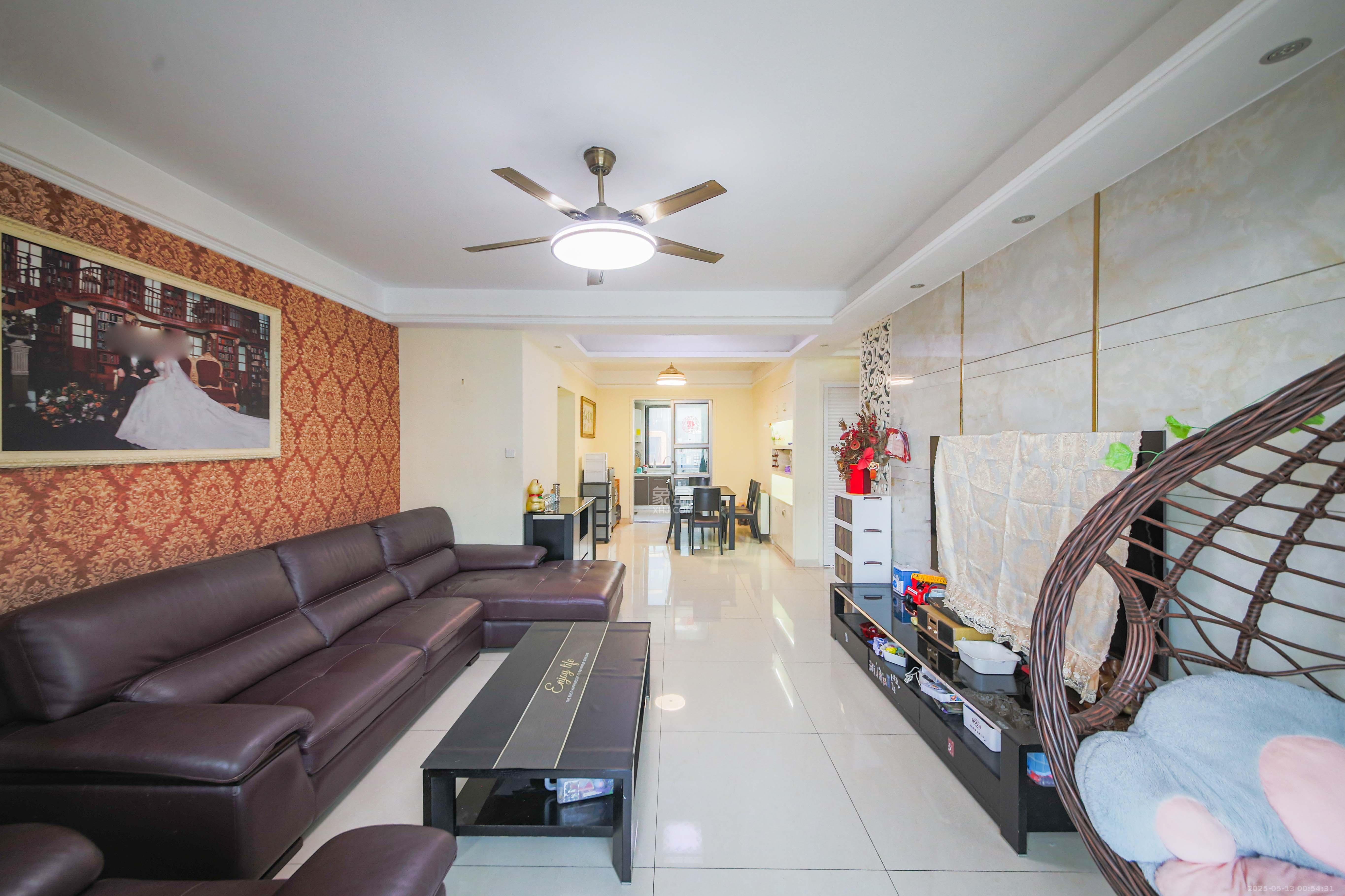 博林金谷  3室2厅2卫    142.8万 博林金谷  3室2厅2卫    142.8万