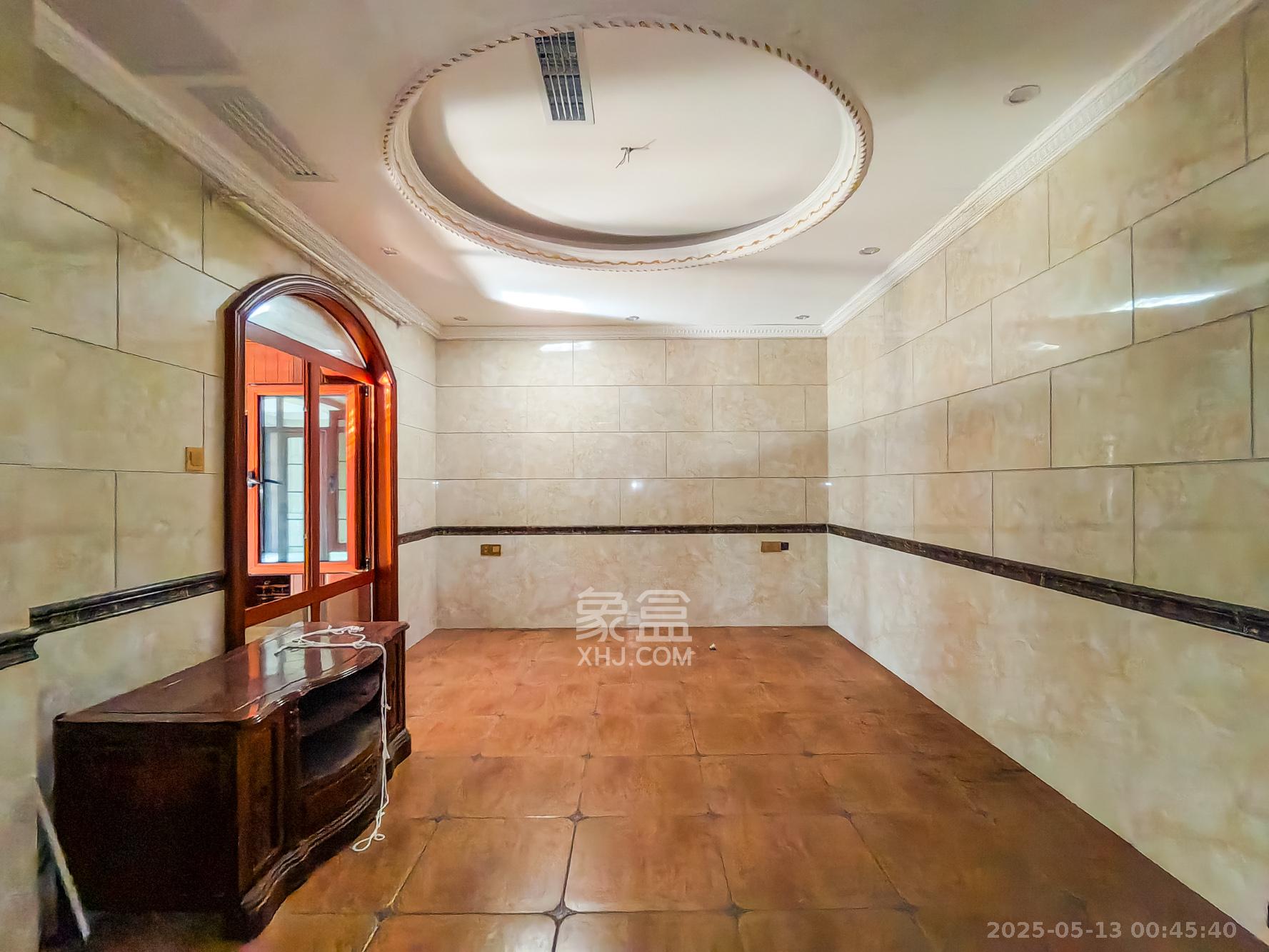 好望谷 5室3厅3卫 828.0万 好望谷 5室3厅3卫 828.0万卧室