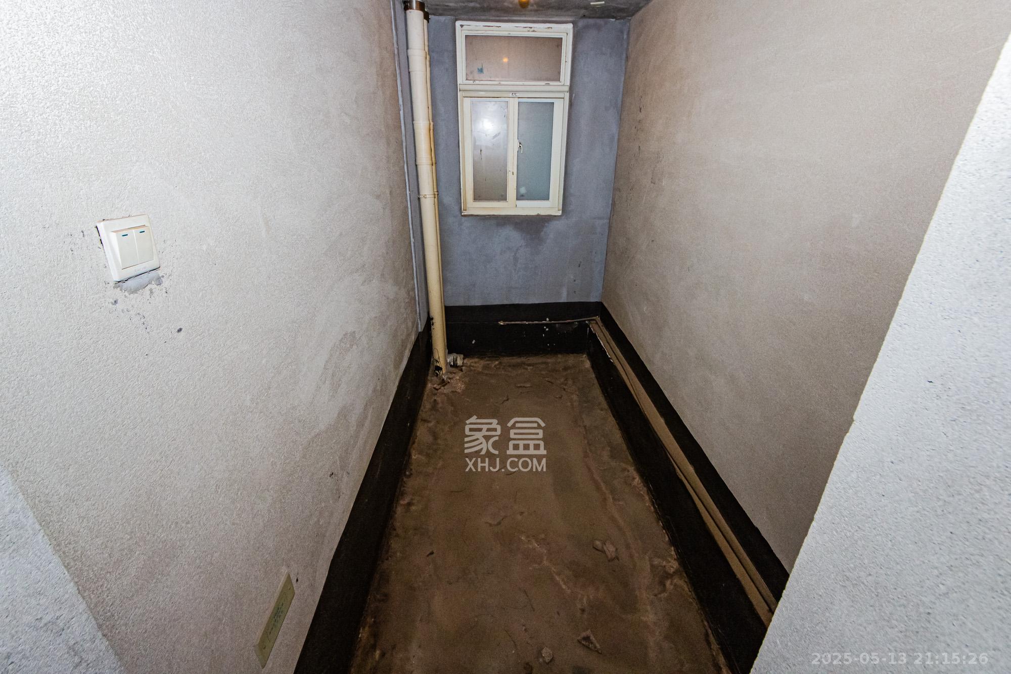 北辰三角洲E6区  3室2厅1卫   128.80万卫生间