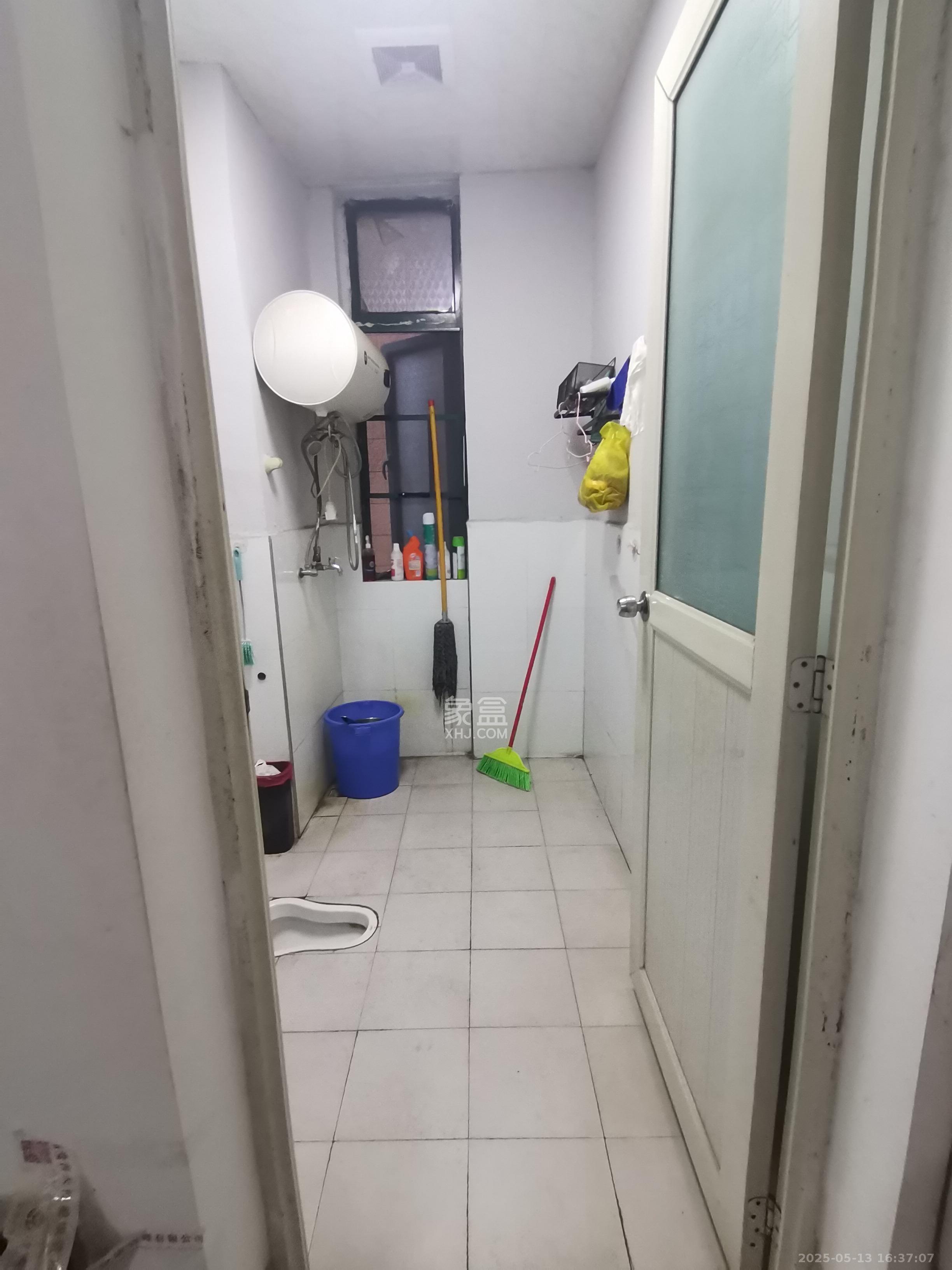 恒大雅苑 2室2厅1卫 2800.0元/月 恒大雅苑 2室2厅1卫 2800.0元/月室内图