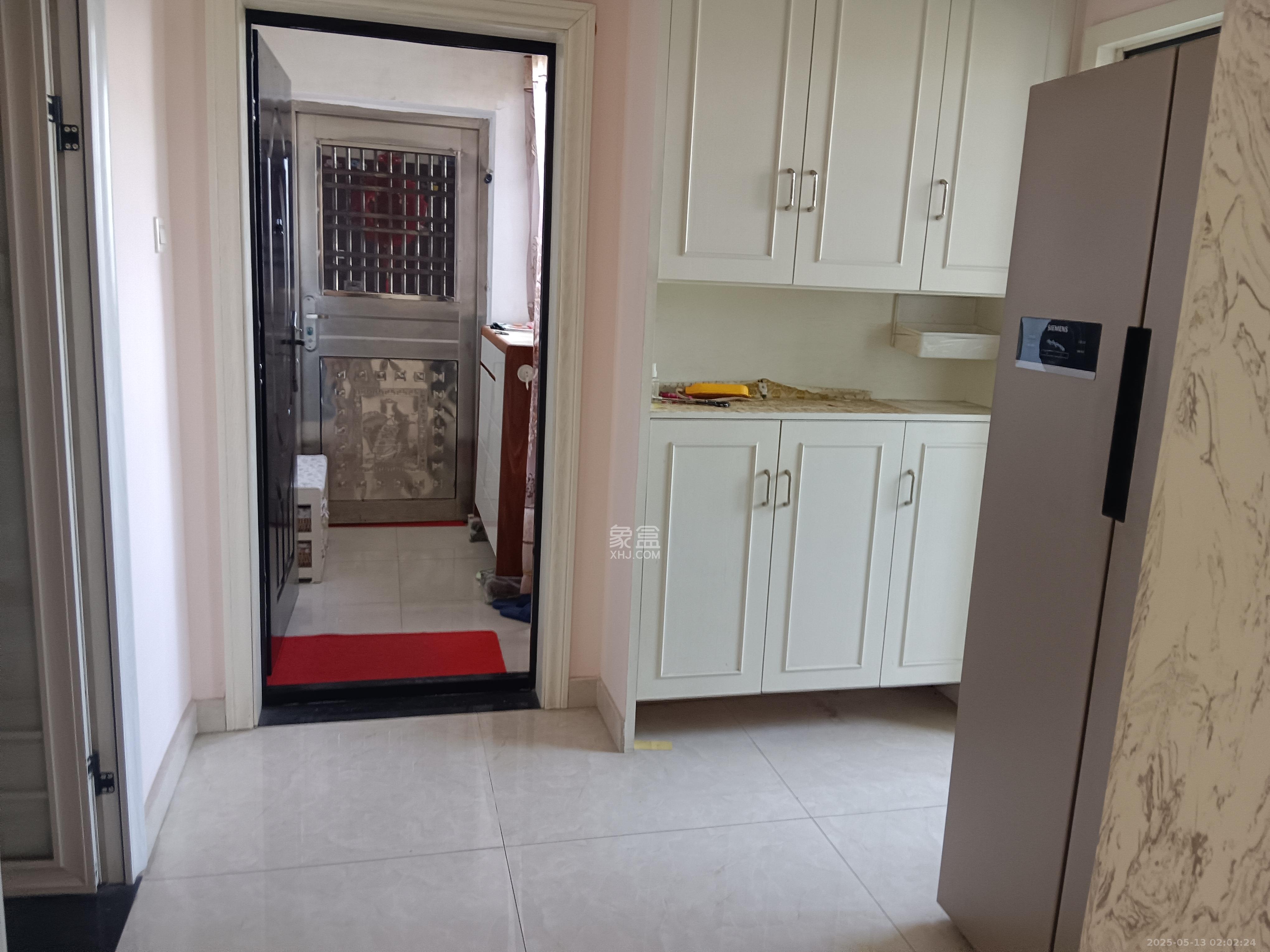 领东汇 3室2厅2卫 2700.0元/月 领东汇 3室2厅2卫 2700.0元/月室内图