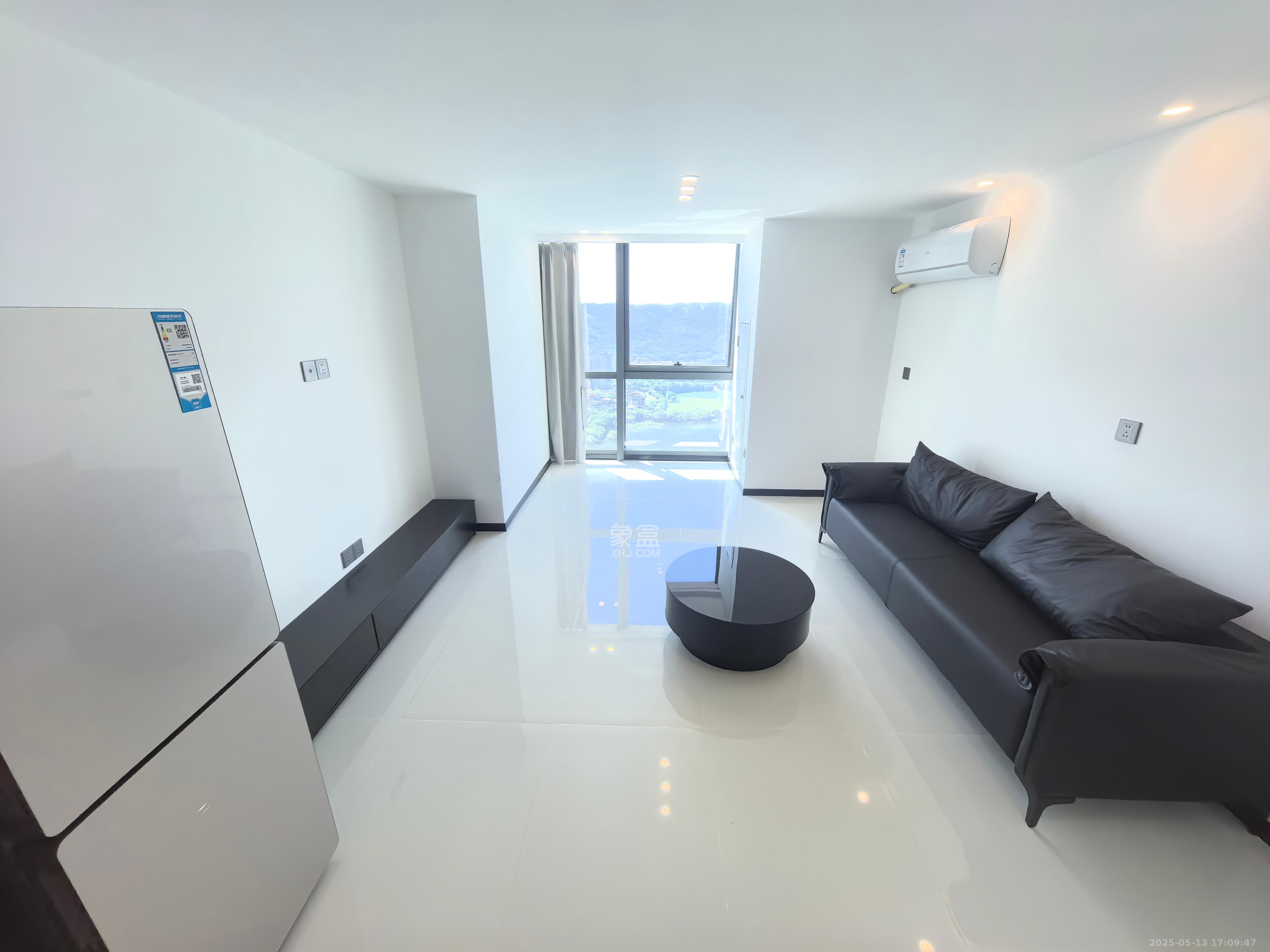 中建寶鉑公館   43.0㎡     3300.00元/月