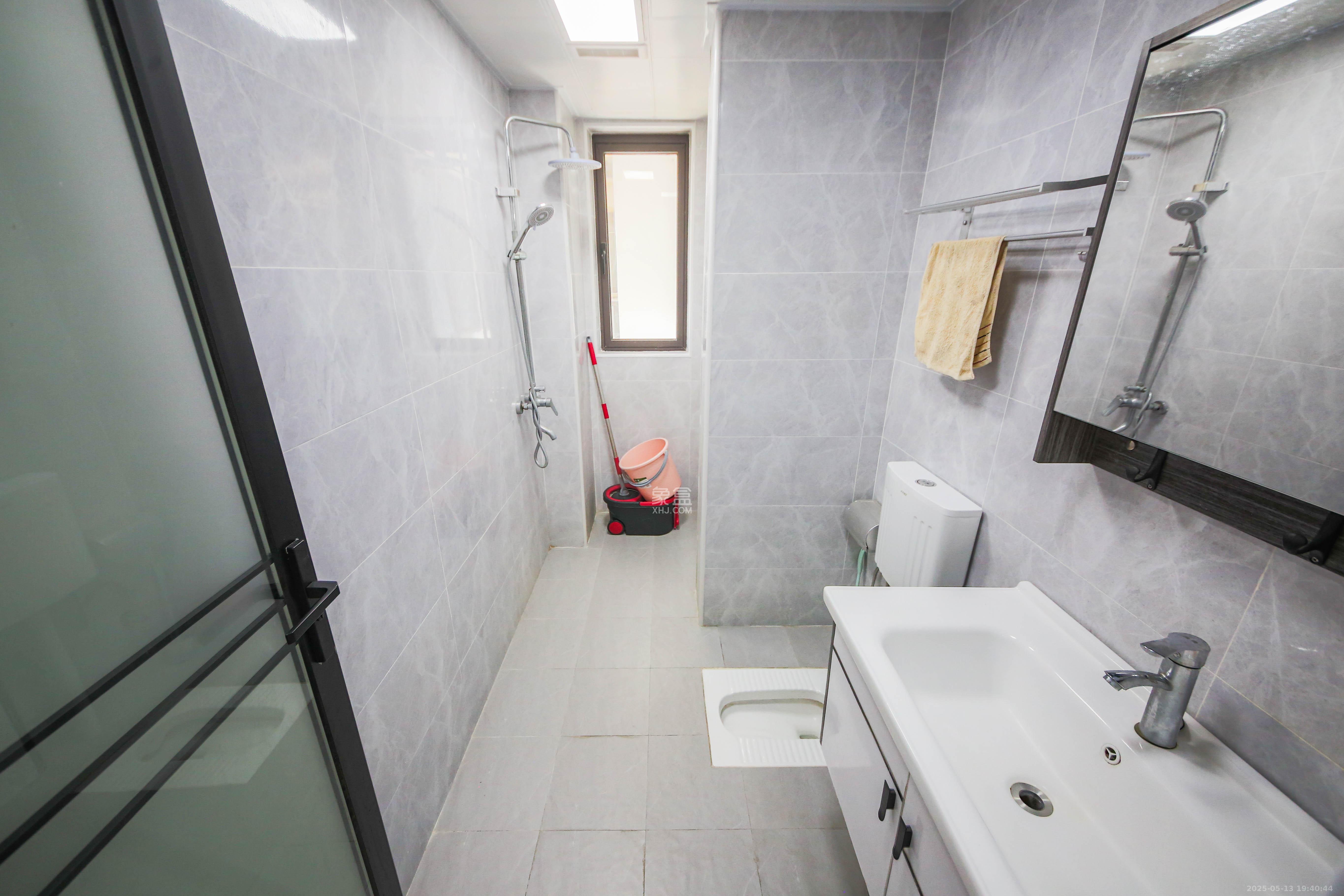 天城国际广场 3室2厅2卫 168.0万 天城国际广场 3室2厅2卫 168.0万卫生间