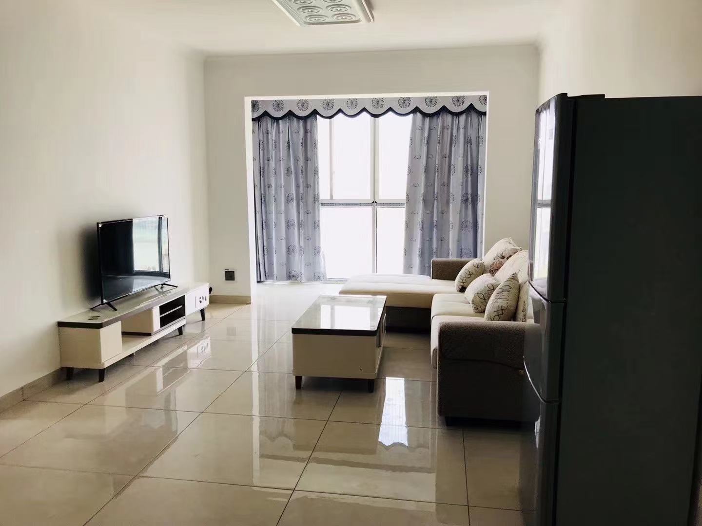 御笔华章 2室2厅1卫 1700.0元/月 御笔华章 2室2厅1卫 1700.0元/月室内图