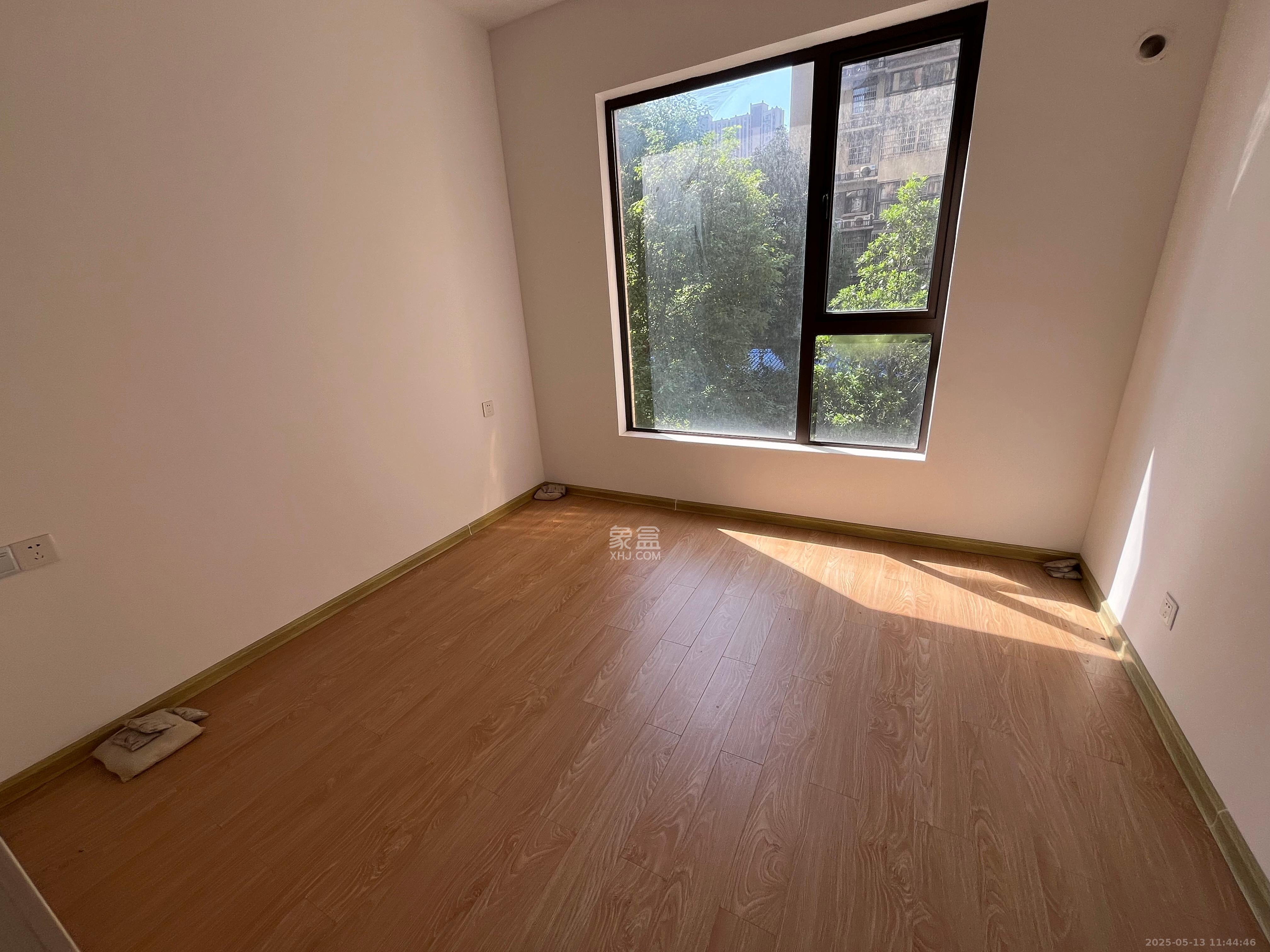 乐尚城 2室1厅1卫 1500.0元/月 乐尚城 2室1厅1卫 1500.0元/月室内图