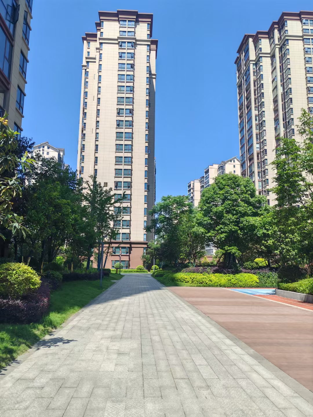 东宸江山里  1室0厅0卫   2100.00元/月室内图
