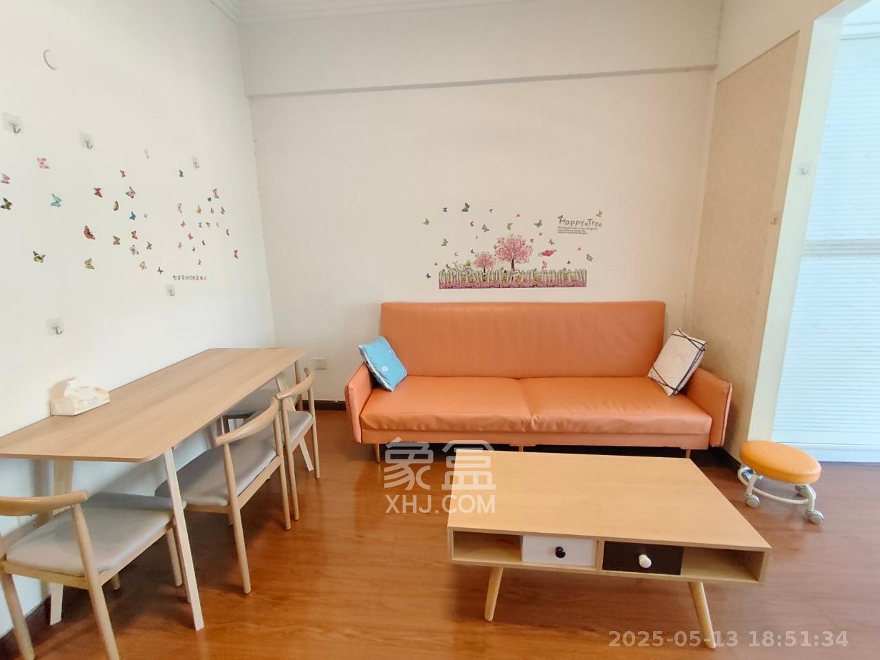 西子一间  1室0厅1卫   1700.00元/月室内图