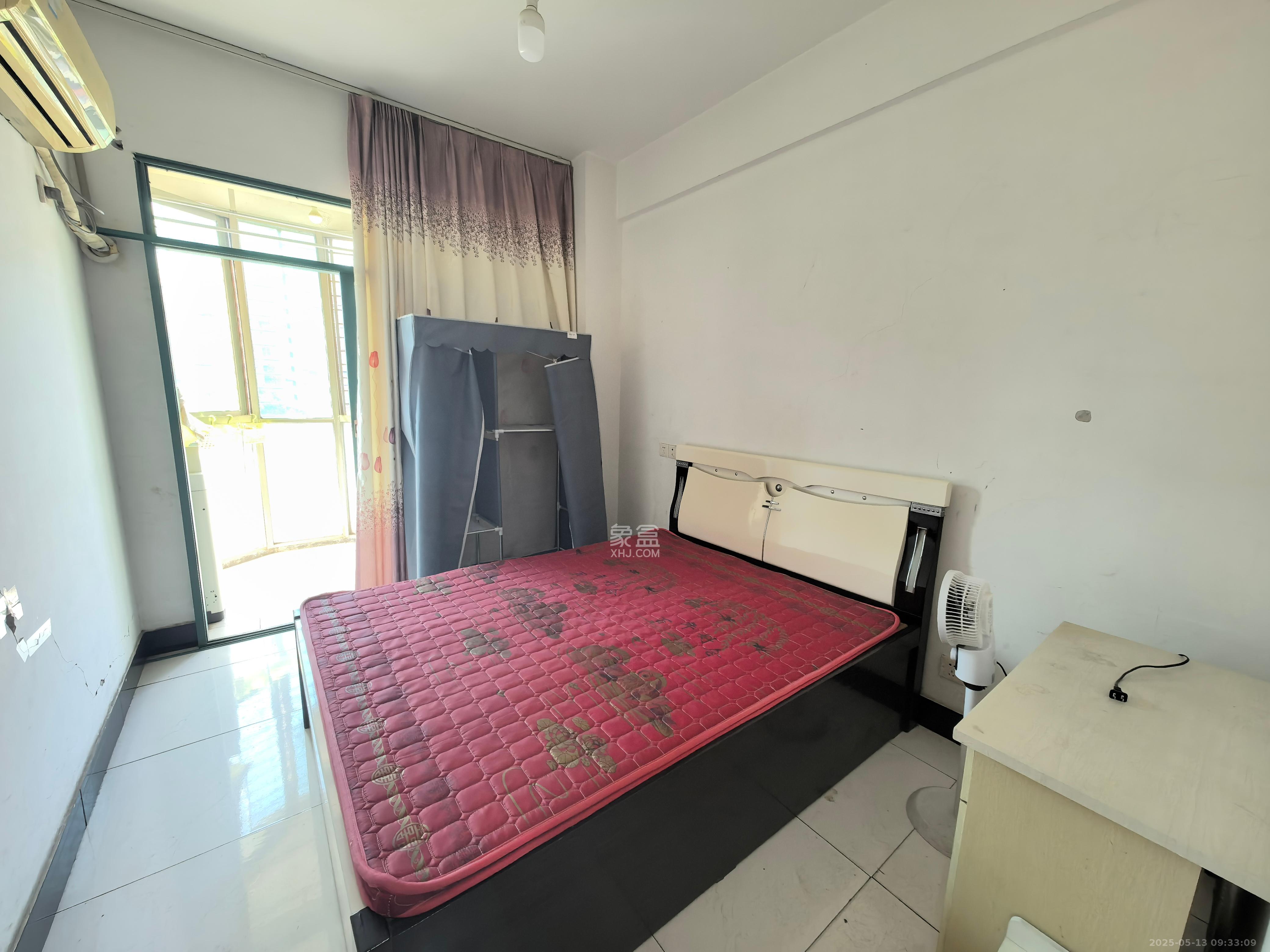 金帆江滨玫瑰园  2室1厅1卫    1400.0元/月 金帆江滨玫瑰园  2室1厅1卫    1400.0元/月室内图