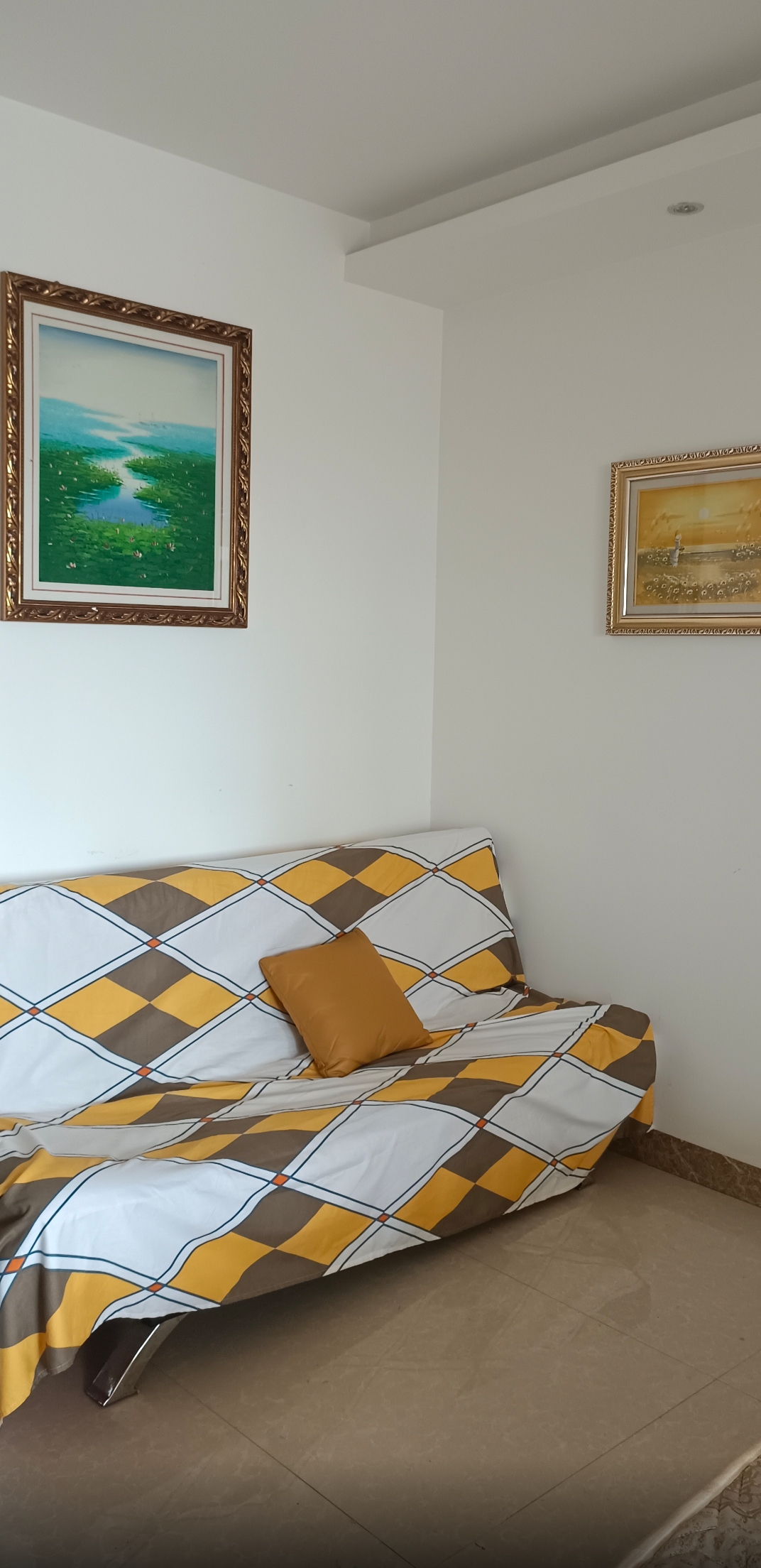 龙泰熙城 1室1厅1卫 18.0万 龙泰熙城 1室1厅1卫 18.0万客厅