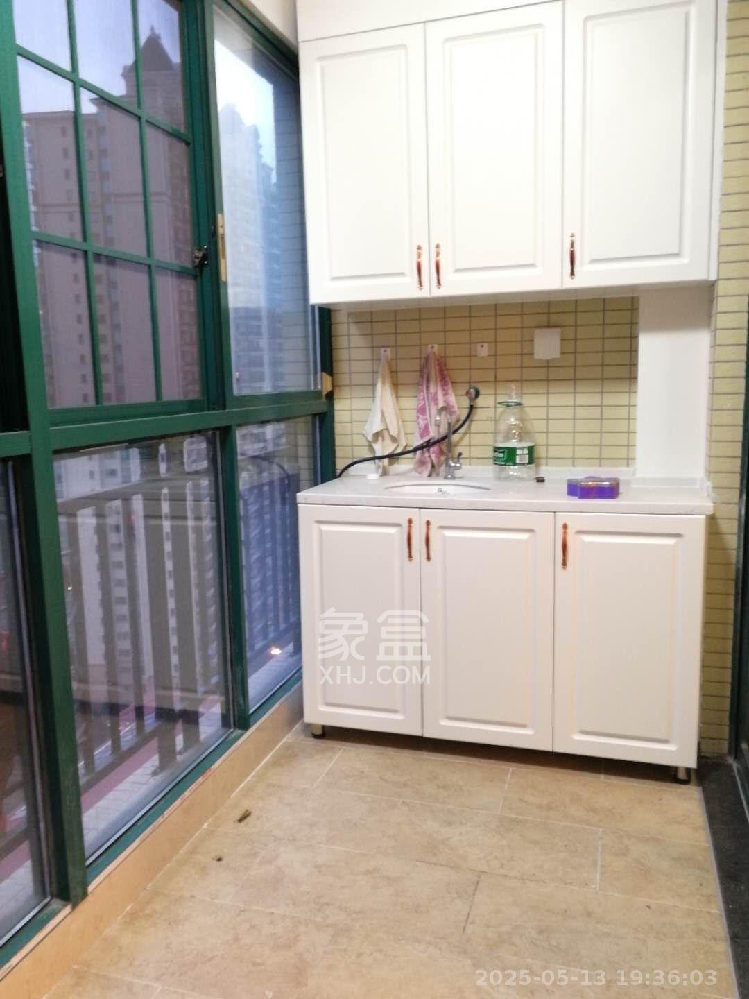 恒大翡翠华庭  2室2厅1卫   2300.00元/月室内图