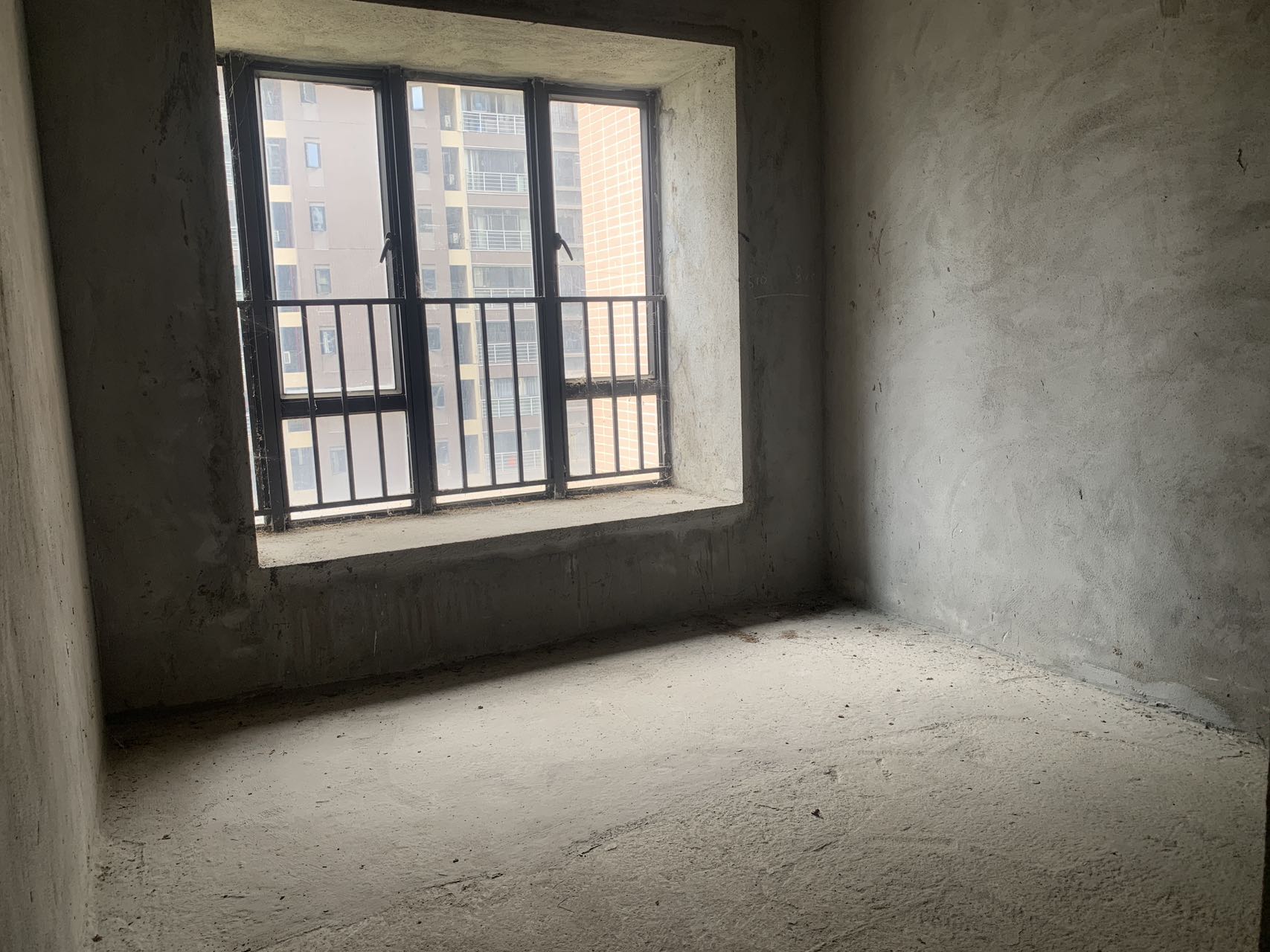 滨江海岸一期 3室2厅2卫 200.0万 滨江海岸一期 3室2厅2卫 200.0万室内图