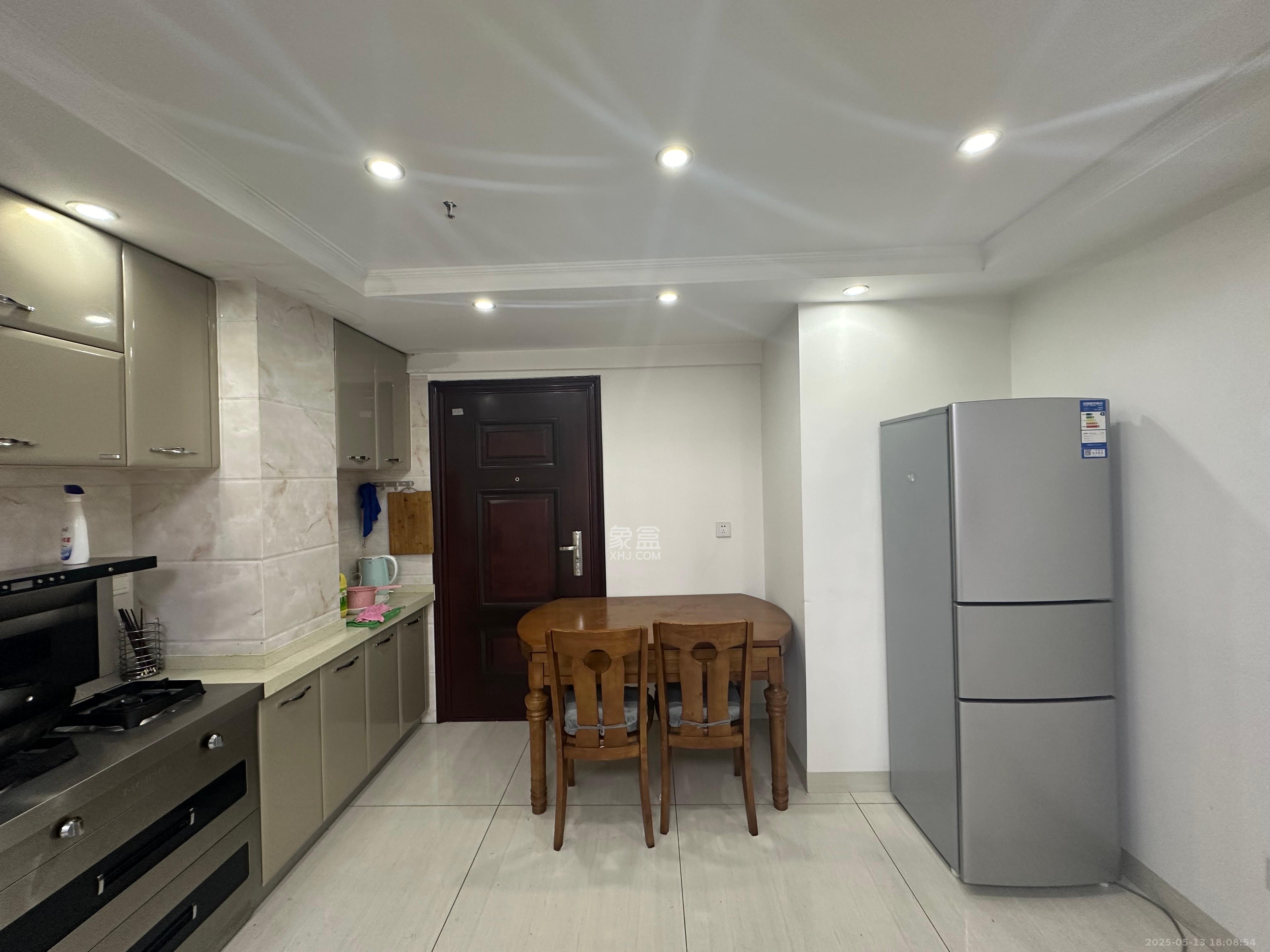 钰龙天下二期(钰龙佳园) 1室1厅1卫 2000.0元/月 钰龙天下二期(钰龙佳园) 1室1厅1卫 2000.0元/月室内图