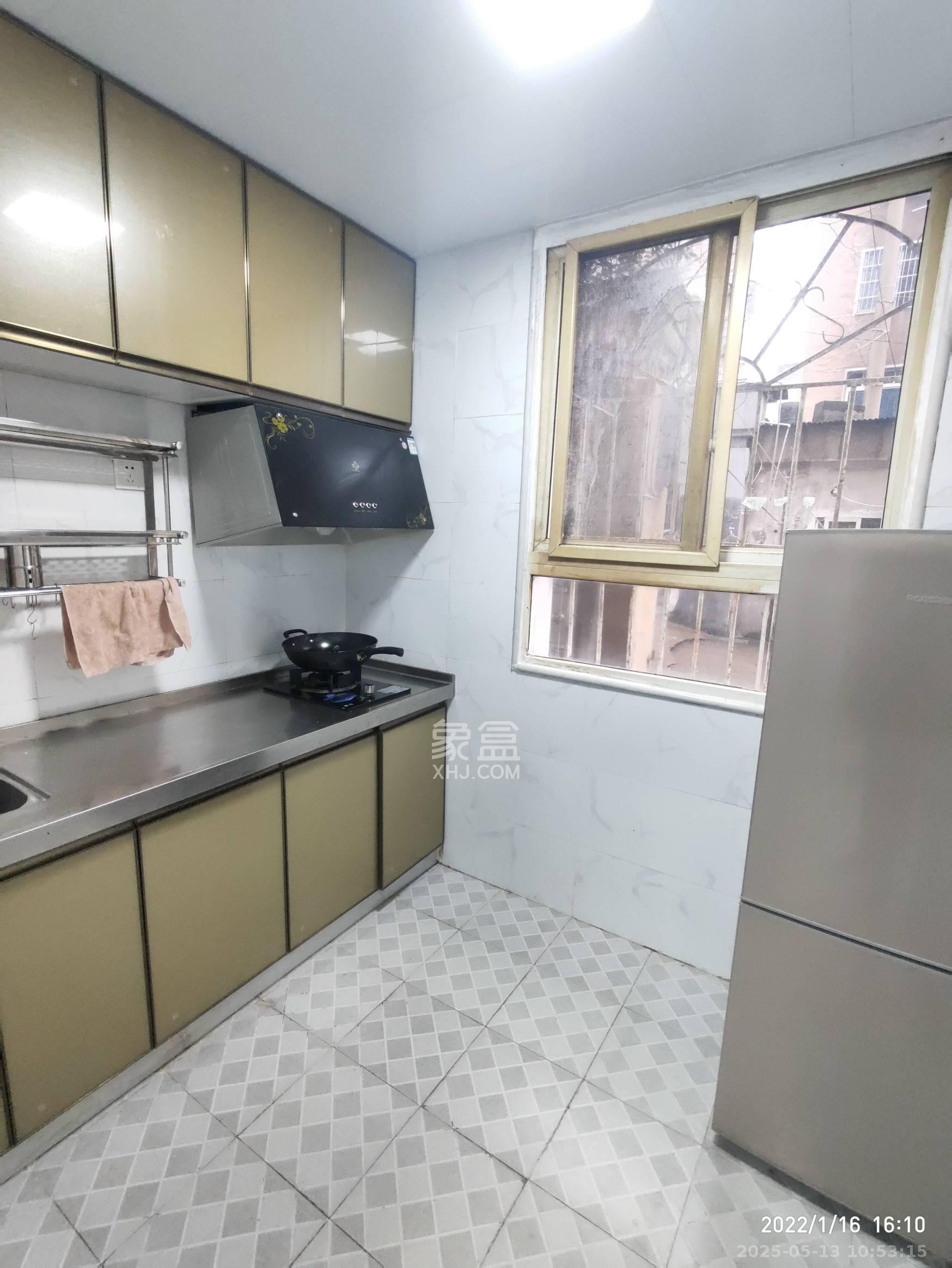 蒸菜街小区  4室1厅1卫   2200.00元/月室内图