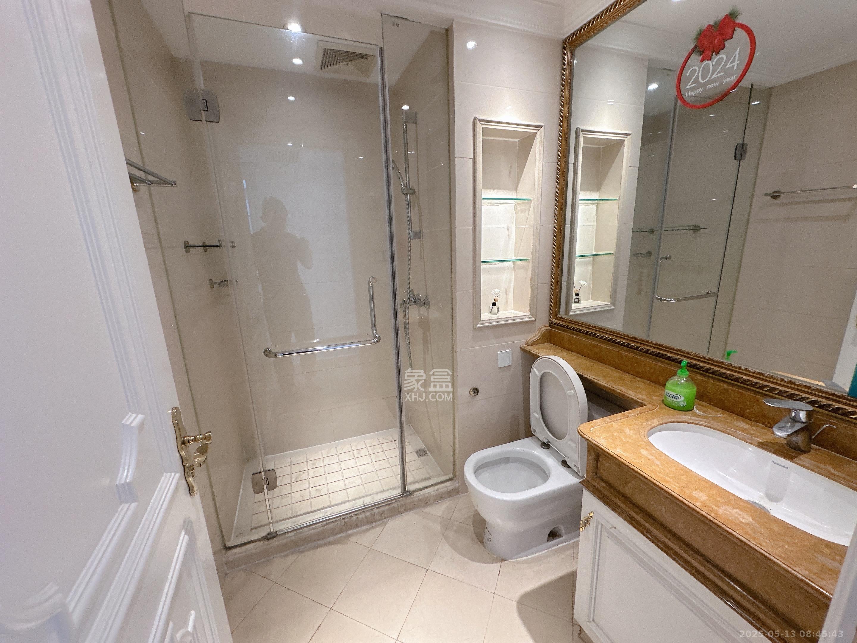 万达公馆 4室2厅4卫 8500.0元/月 万达公馆 4室2厅4卫 8500.0元/月室内图