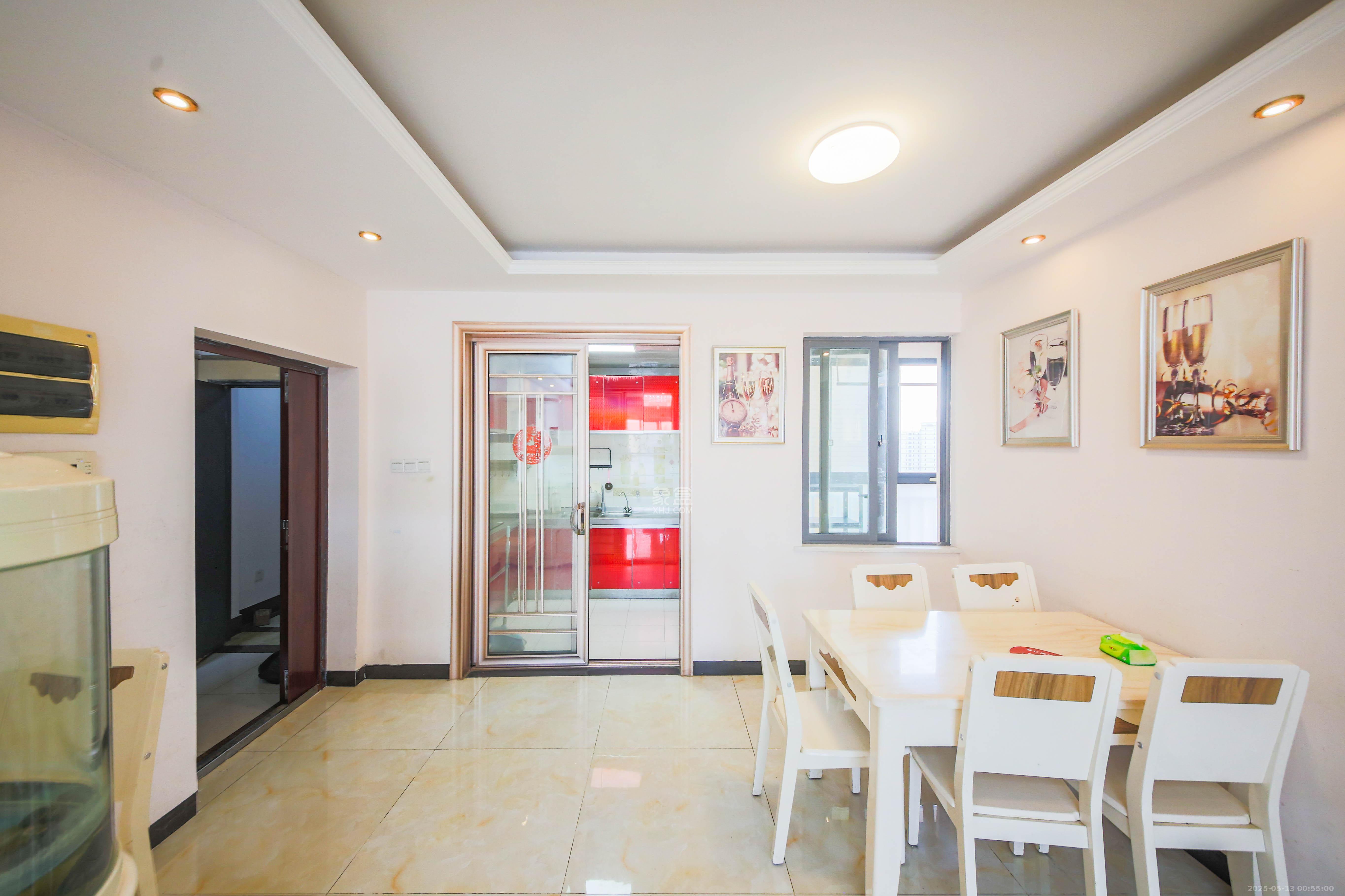 鑫远御文台一期 3室2厅1卫 92.0万 鑫远御文台一期 3室2厅1卫 92.0万客厅