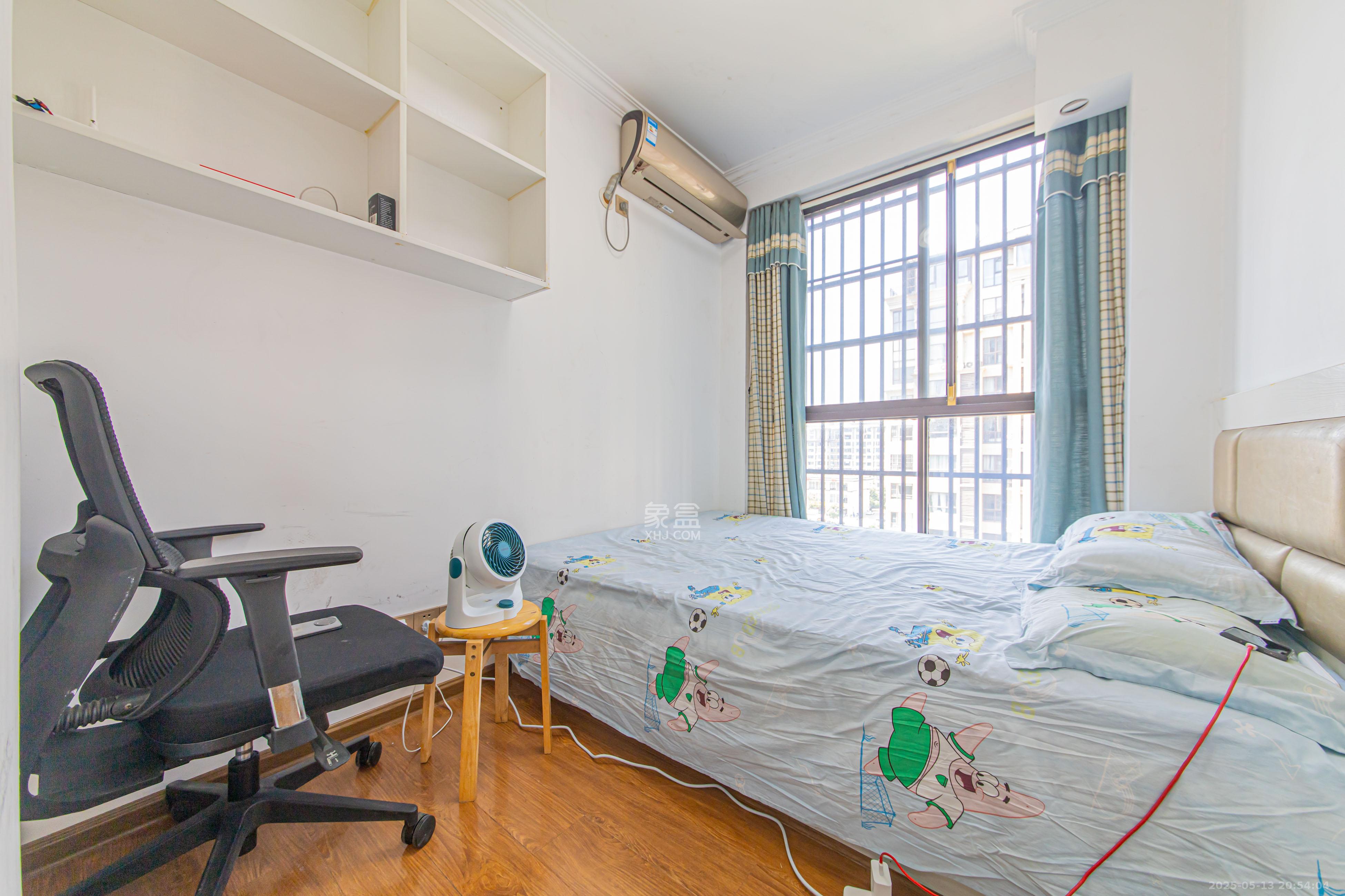 鑫远和城(一、二期) 4室2厅2卫 111.8万 鑫远和城(一、二期) 4室2厅2卫 111.8万卧室