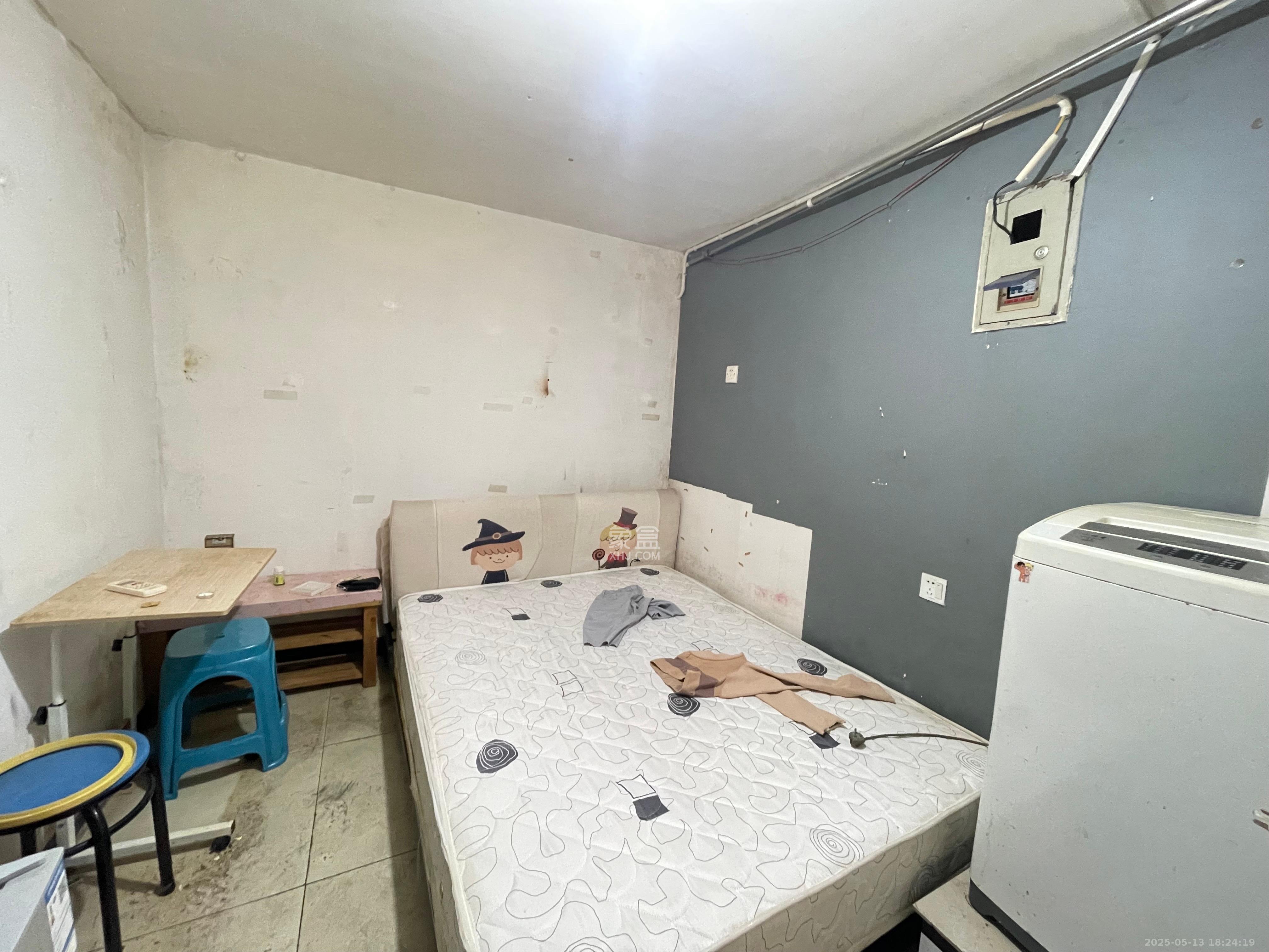 恩瑞麓山名园(龙王港小区) 1室1厅1卫 600.0元/月 恩瑞麓山名园(龙王港小区) 1室1厅1卫 600.0元/月室内图