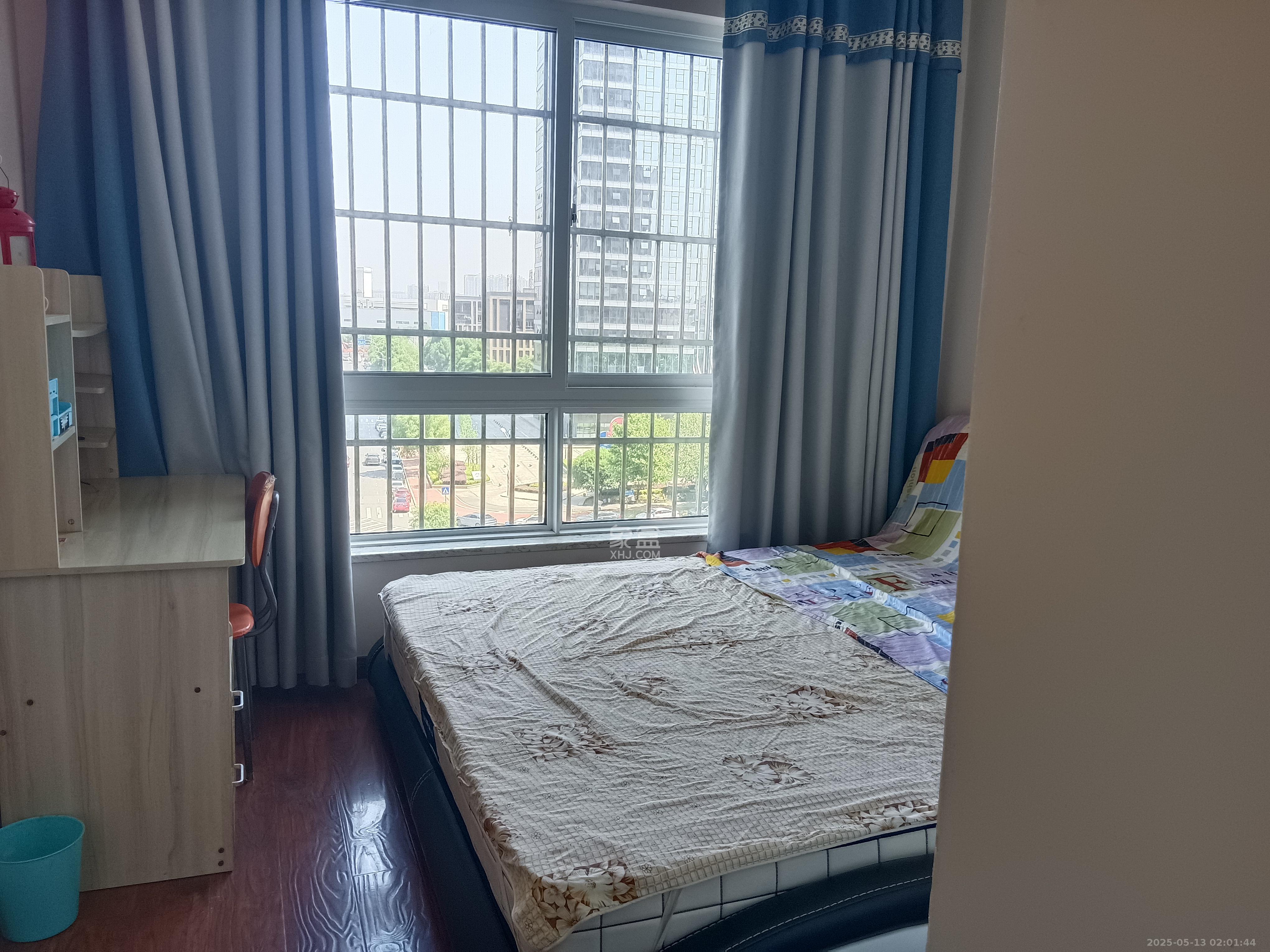 领东汇 3室2厅2卫 2700.0元/月 领东汇 3室2厅2卫 2700.0元/月室内图