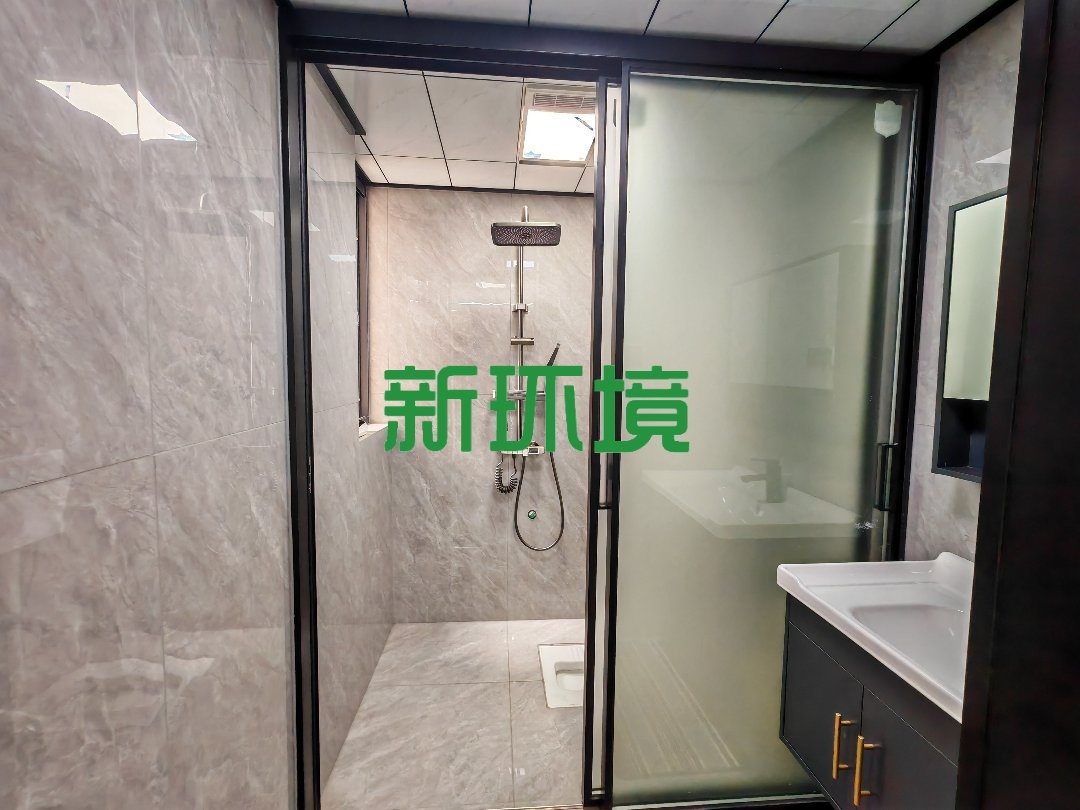 江畔佳苑  3室2厅2卫   78.00万客厅