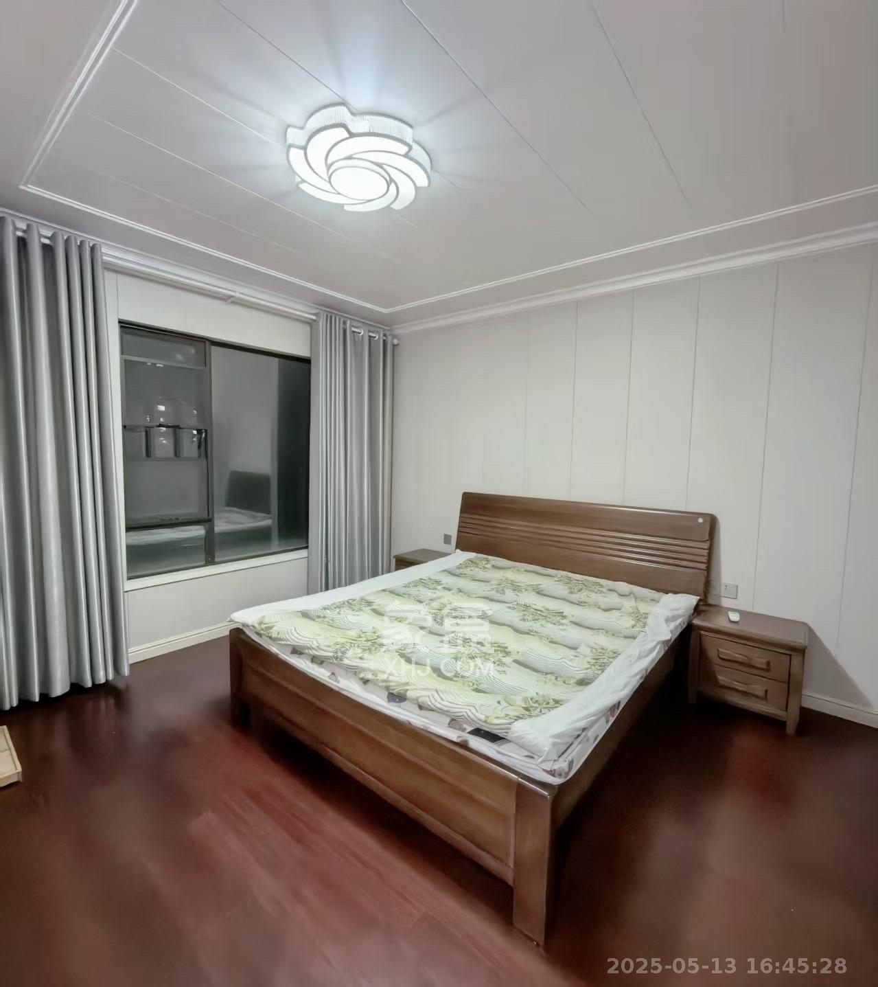 中海国际三期  5室2厅2卫    3500.0元/月室内图