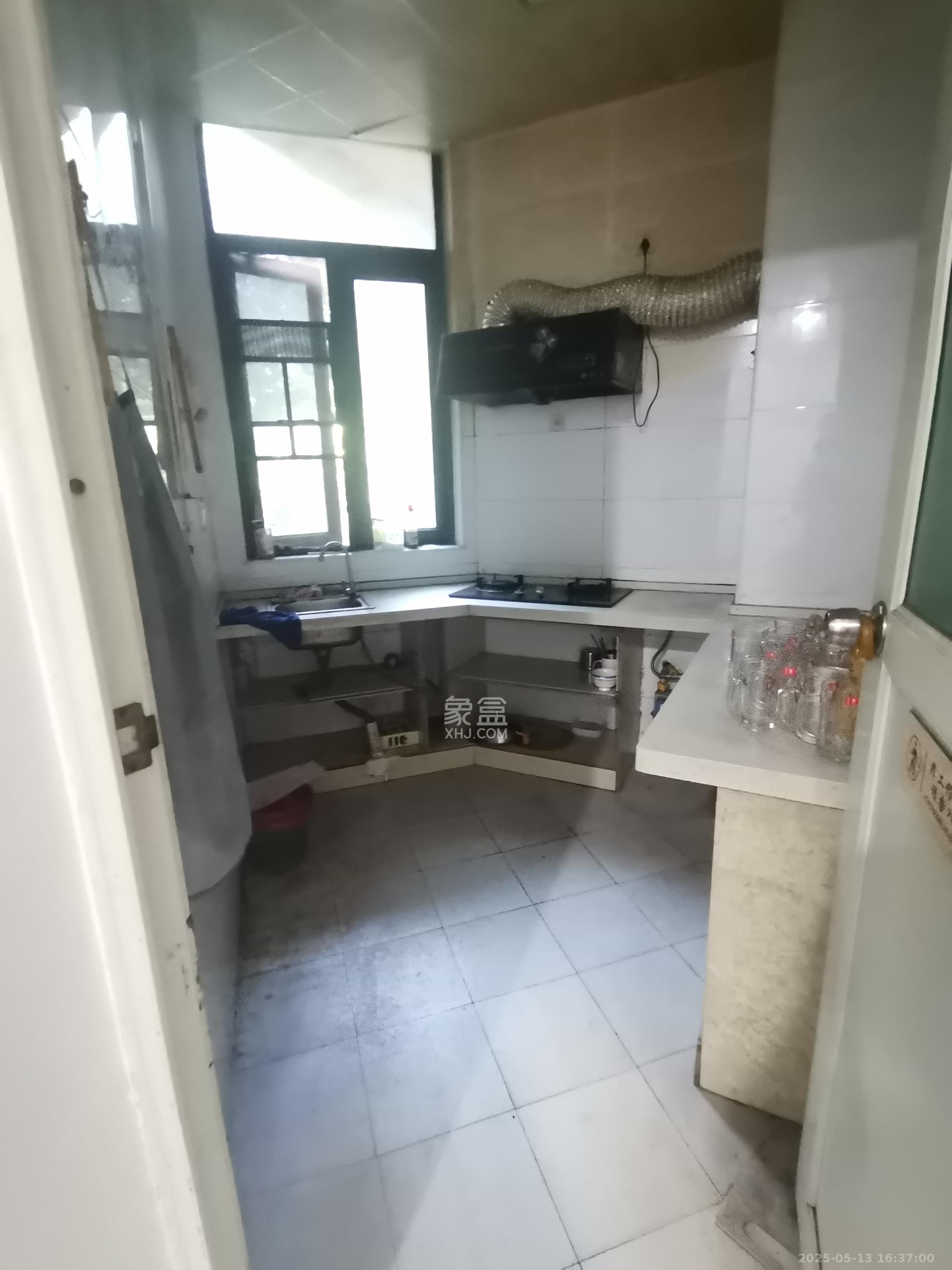 恒大雅苑 2室2厅1卫 2800.0元/月 恒大雅苑 2室2厅1卫 2800.0元/月室内图