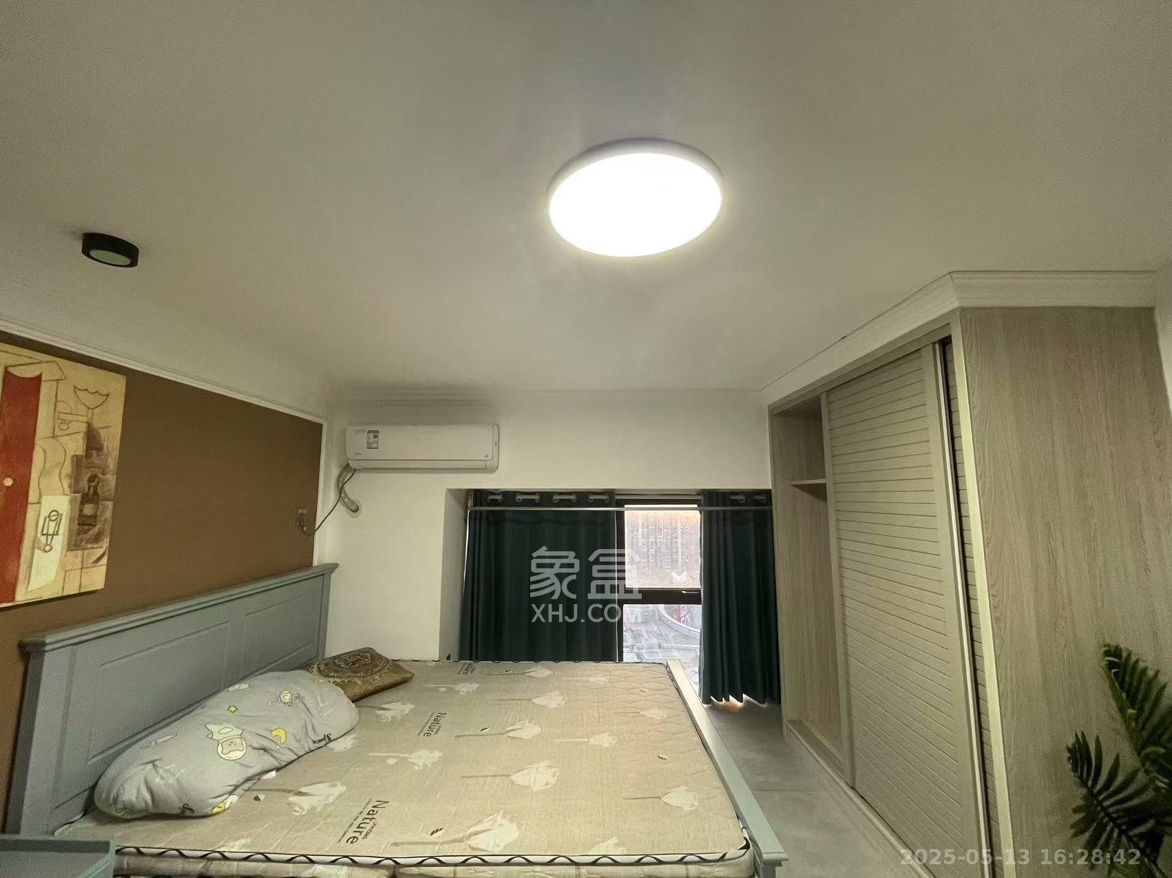 龙湖新壹城  1室0厅0卫   1400.00元/月