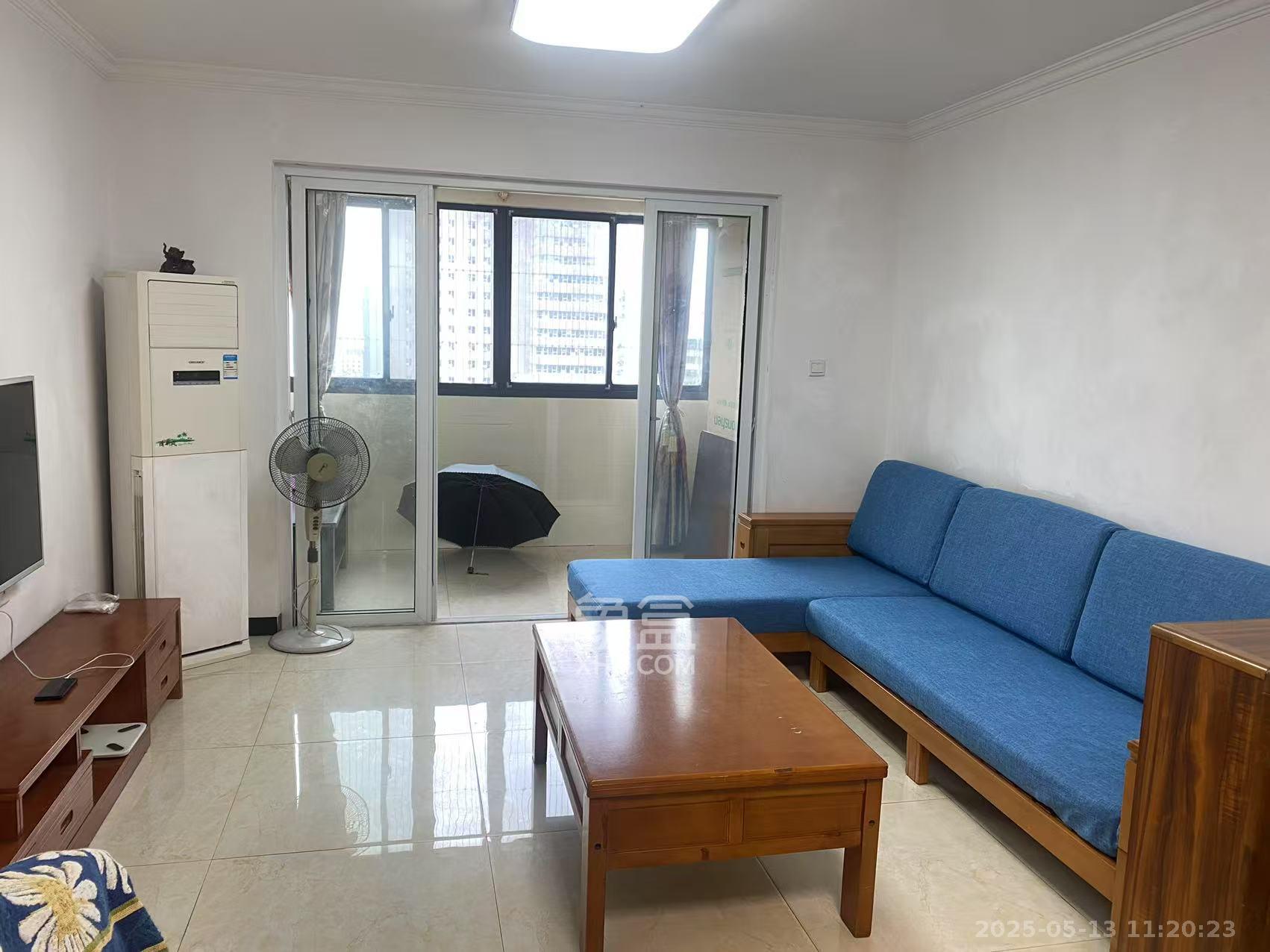 长城宾馆宿舍  3室2厅2卫    4200.0元/月 长城宾馆宿舍  3室2厅2卫    4200.0元/月