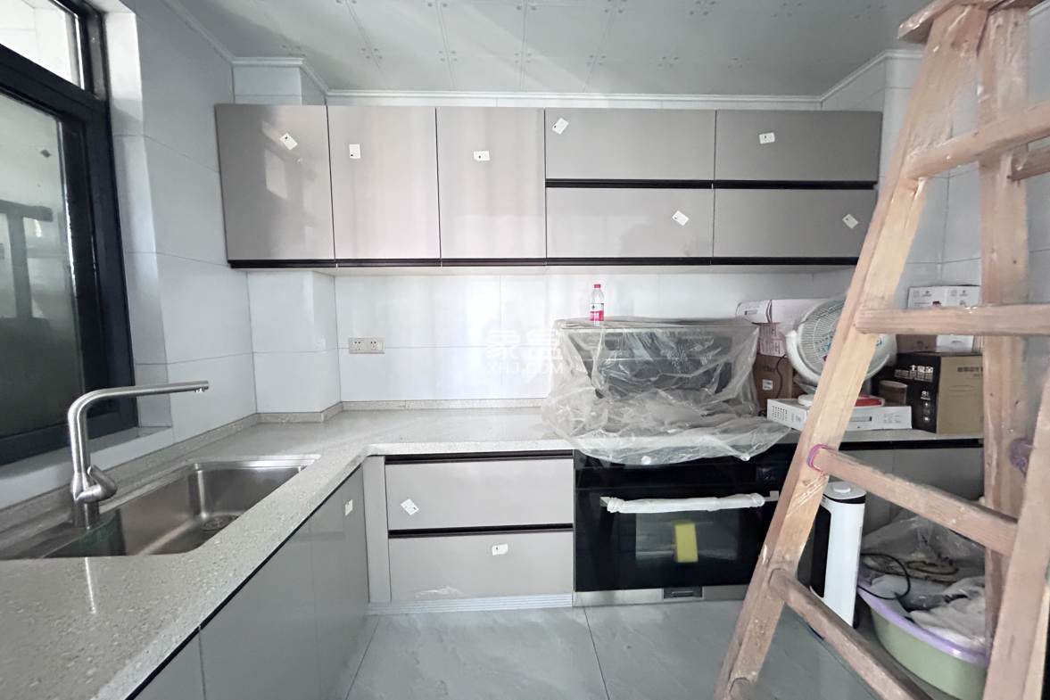 天成国际 1室0厅0卫 2200.0元/月 天成国际 1室0厅0卫 2200.0元/月室内图