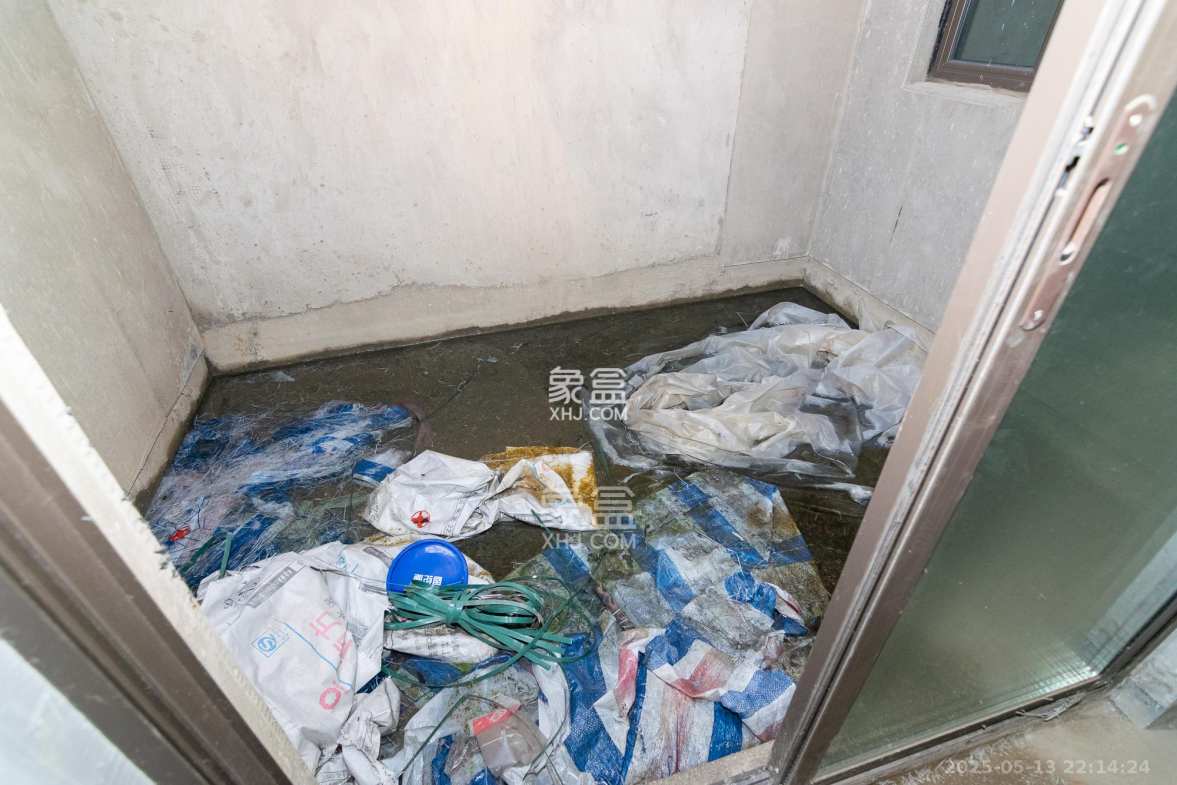 华润桃源里 5室3厅3卫 160.0万 华润桃源里 5室3厅3卫 160.0万其他