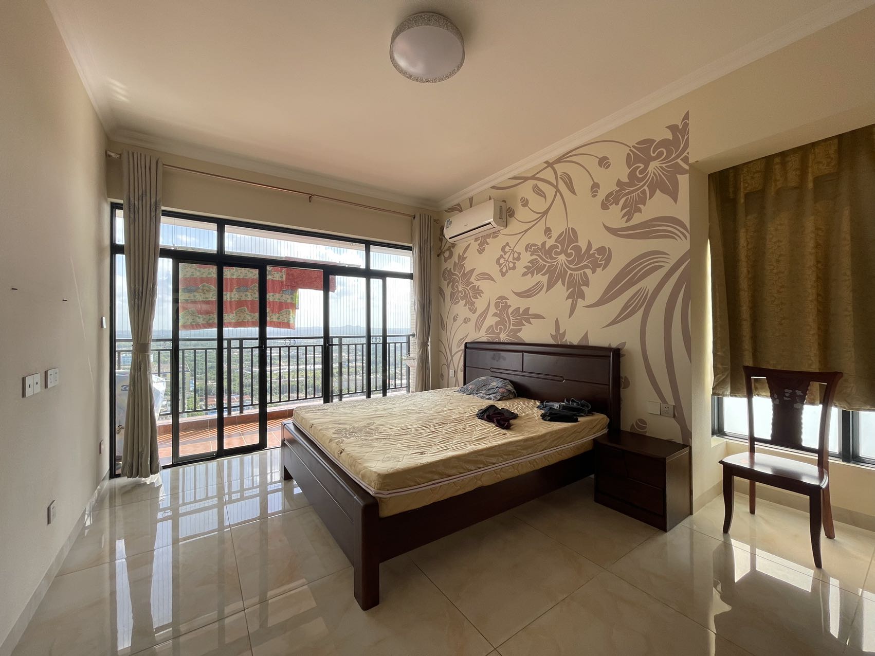 蓝城一号 3室2厅1卫 4000.0元/月 蓝城一号 3室2厅1卫 4000.0元/月室内图