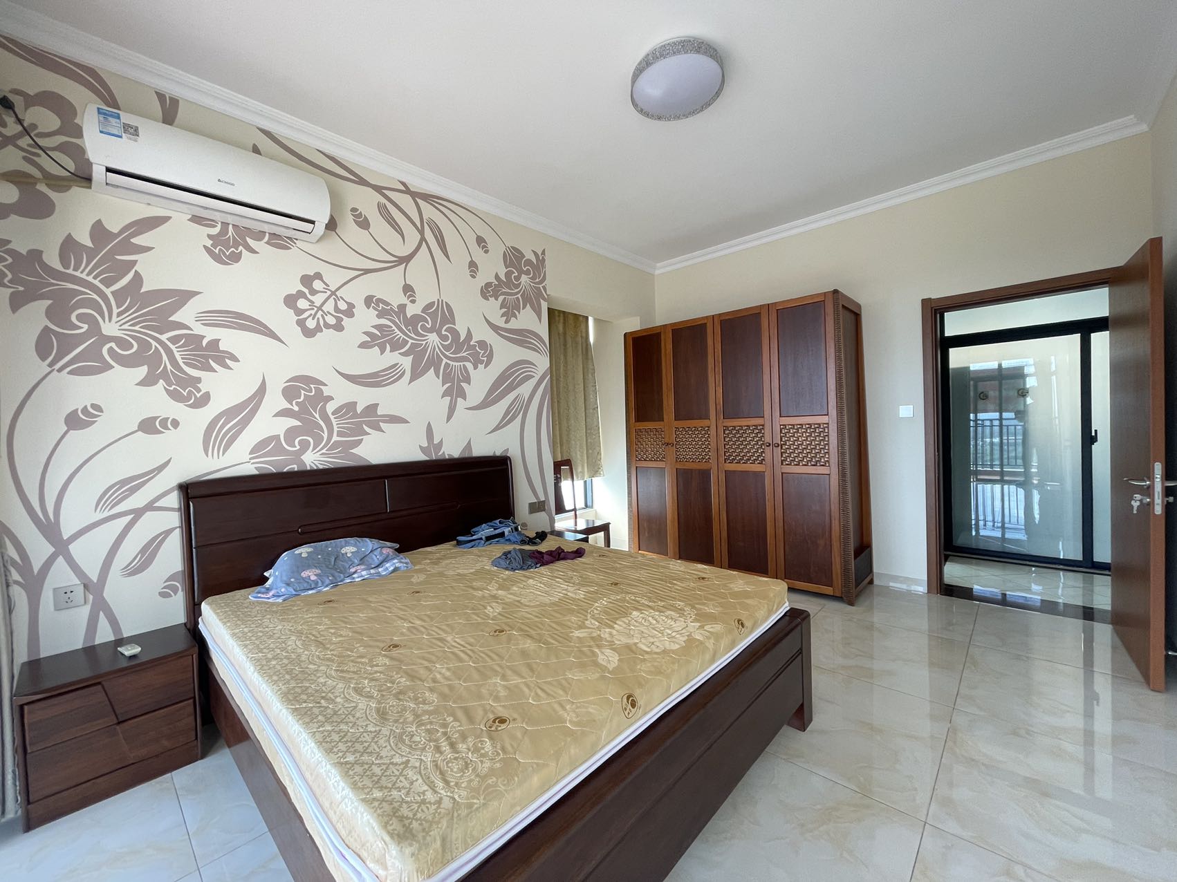 蓝城一号 3室2厅1卫 4000.0元/月 蓝城一号 3室2厅1卫 4000.0元/月室内图