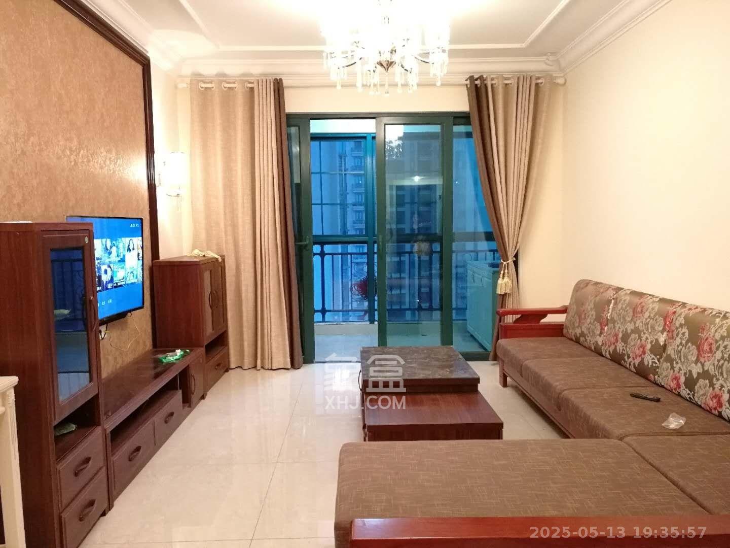 恒大翡翠华庭  2室2厅1卫   2300.00元/月室内图1