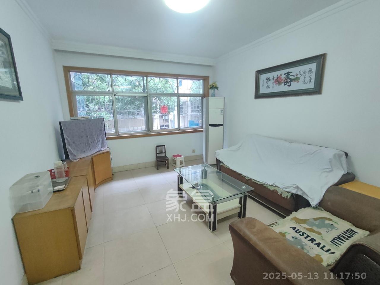 南湖军区干部休养所 3室2厅2卫 1800.0元/月 南湖军区干部休养所 3室2厅2卫 1800.0元/月室内图