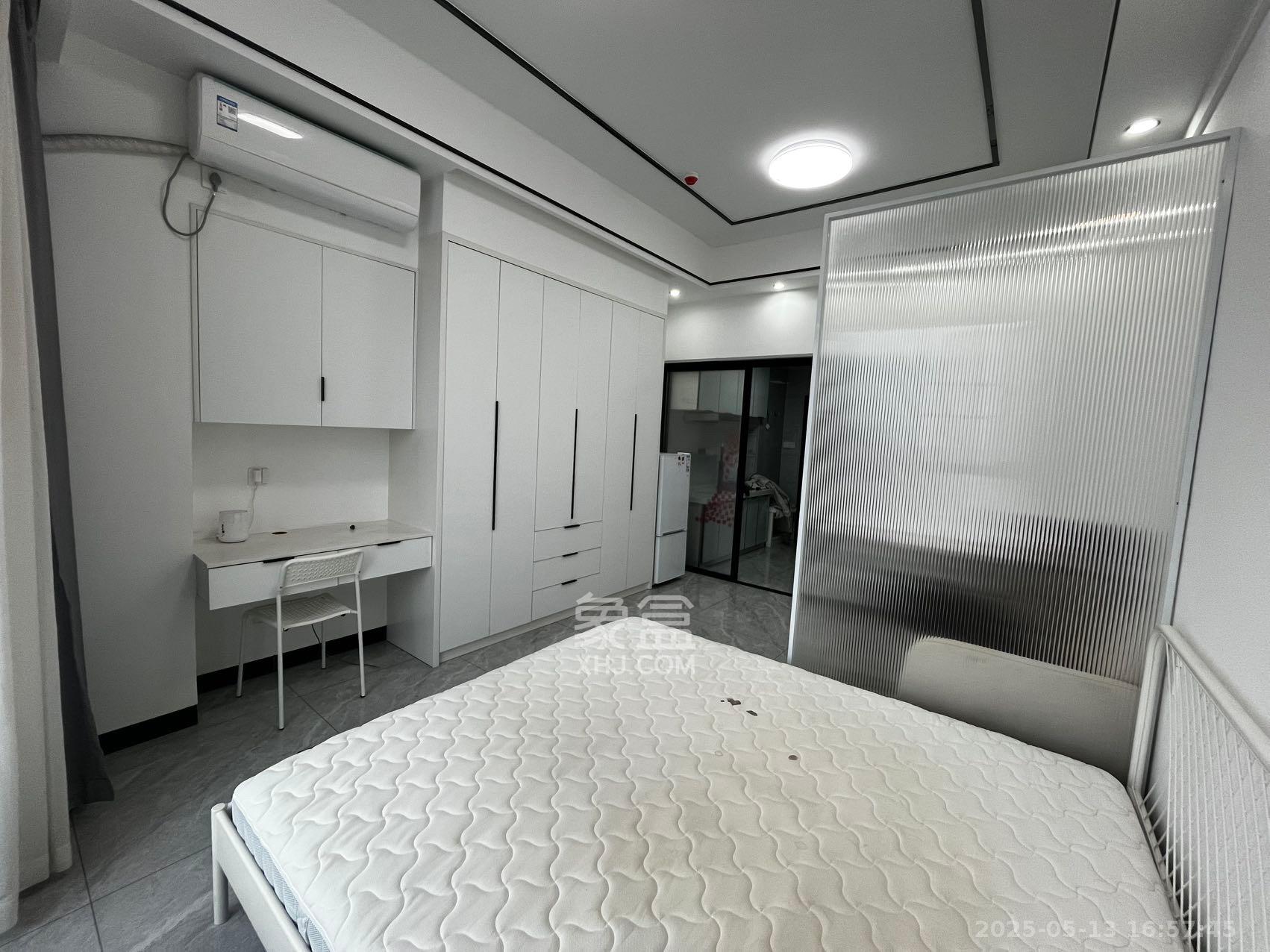 梅溪湖家居建材城  1室0厅1卫    1650.0元/月 梅溪湖家居建材城  1室0厅1卫    1650.0元/月室内图