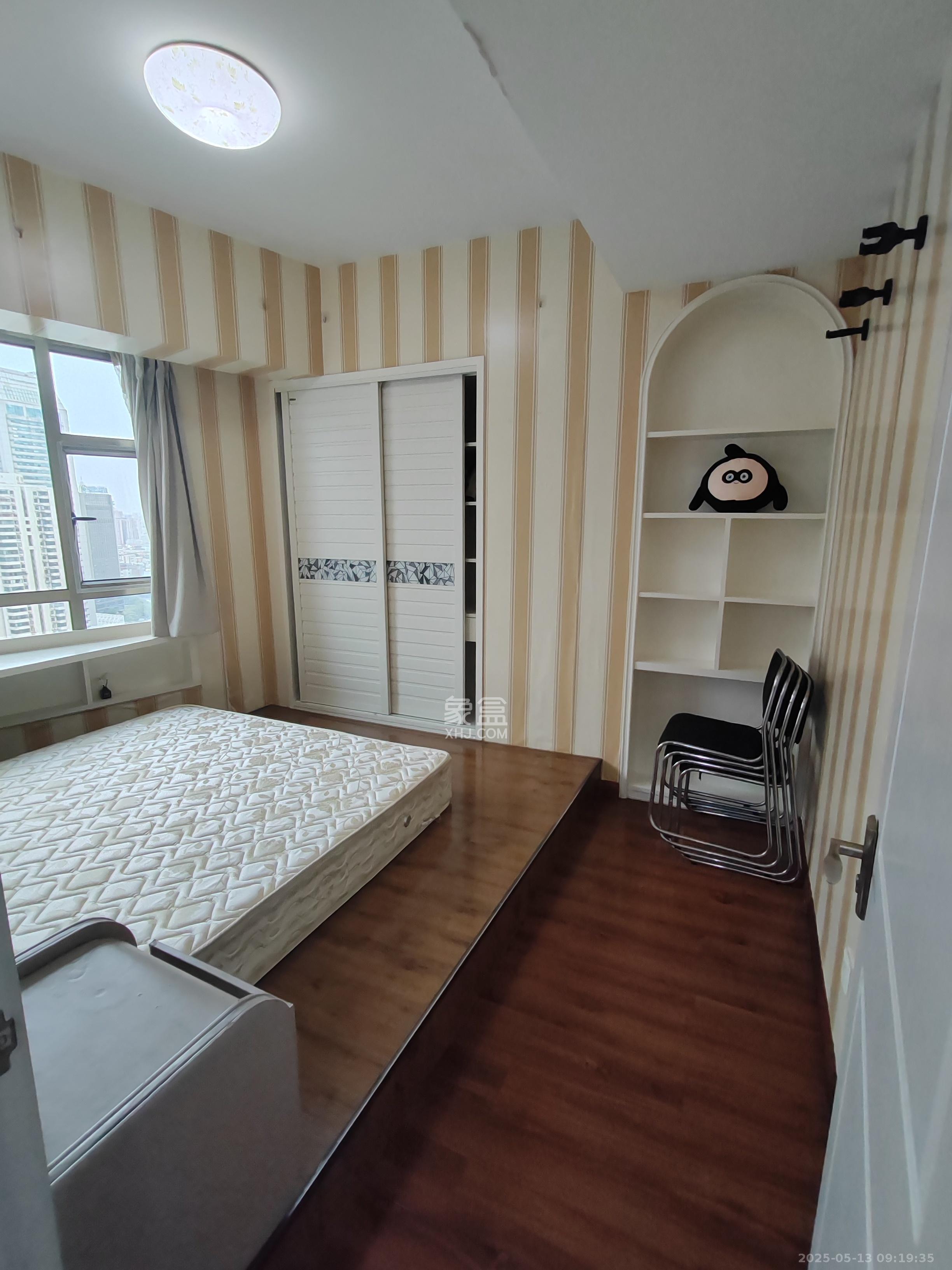 泉昇同福大厦 3室2厅2卫 3200.0元/月 泉昇同福大厦 3室2厅2卫 3200.0元/月室内图