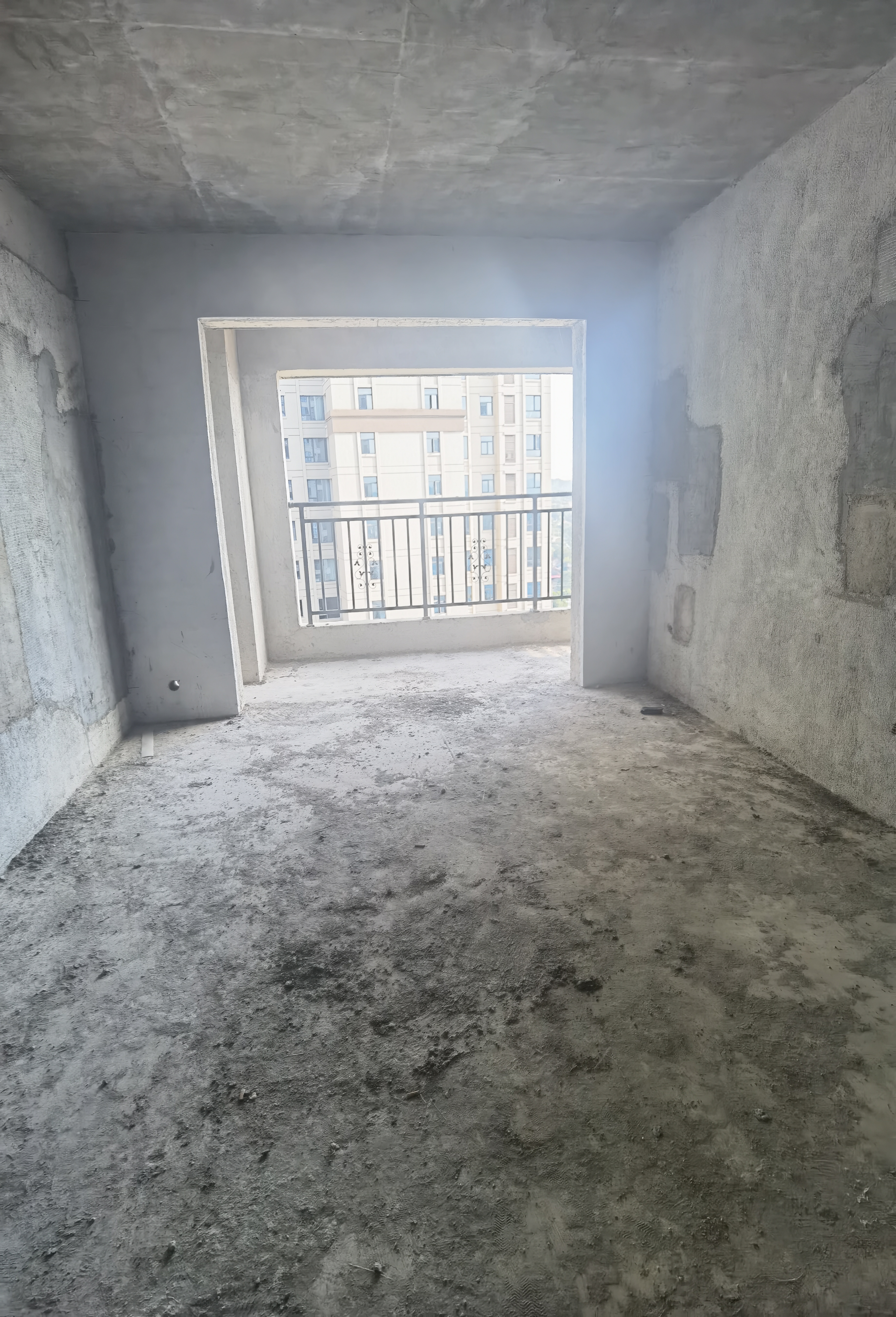 新合作外滩首府  3室2厅2卫    45.8万